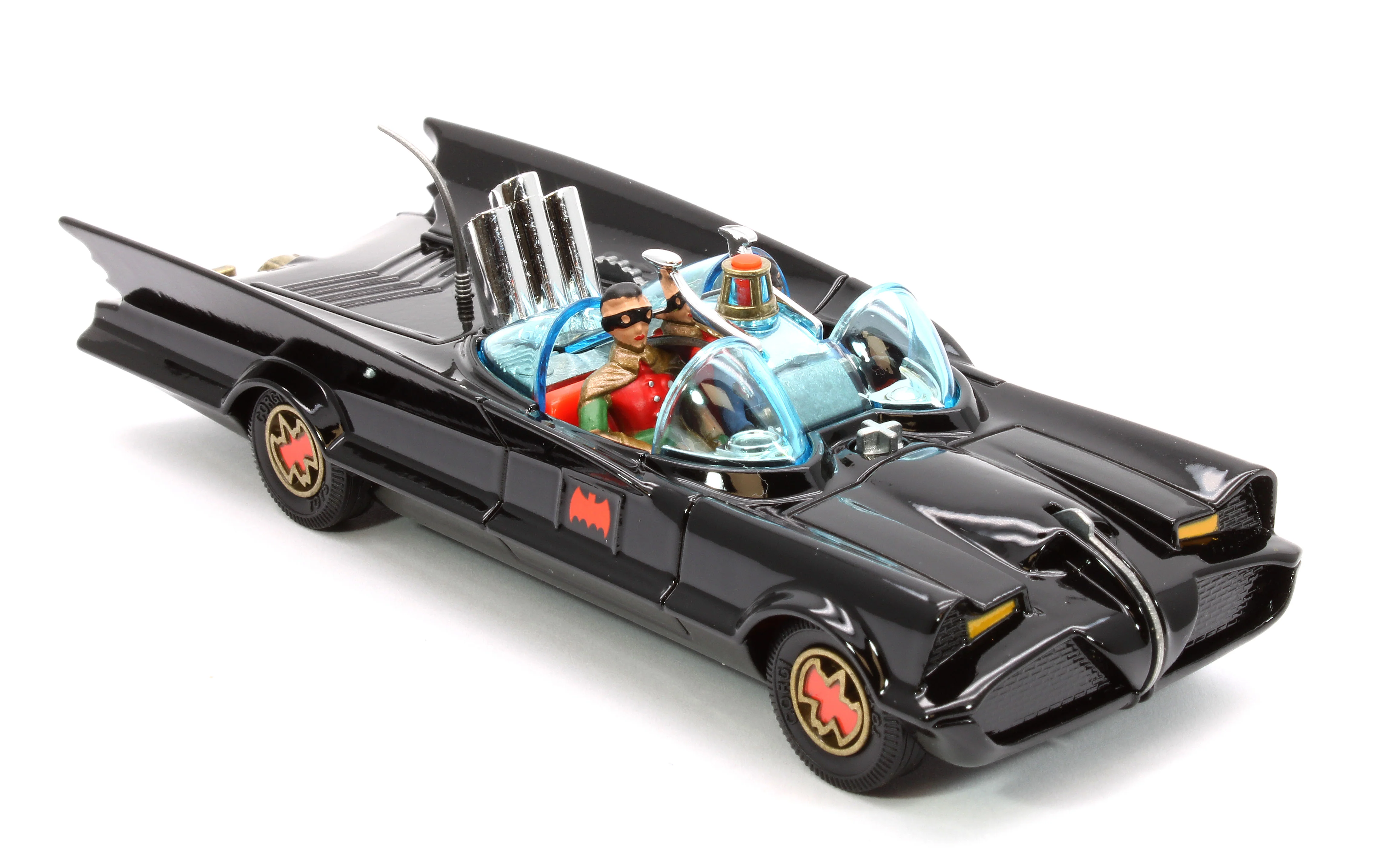 RT26701 Batmobile with Batman and Robin - Image 7