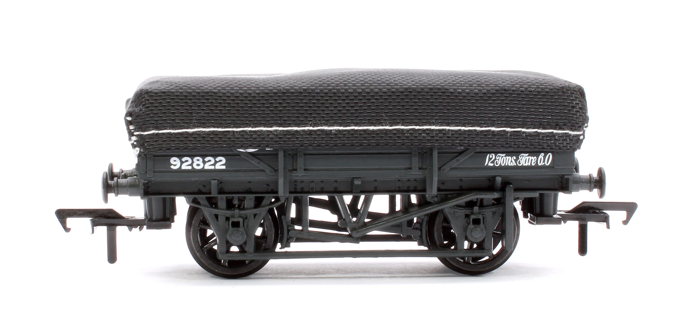 33-088C 5 Plank China Clay Wagon GWR Grey with Tarpaulin Cover 92822 - Image 2