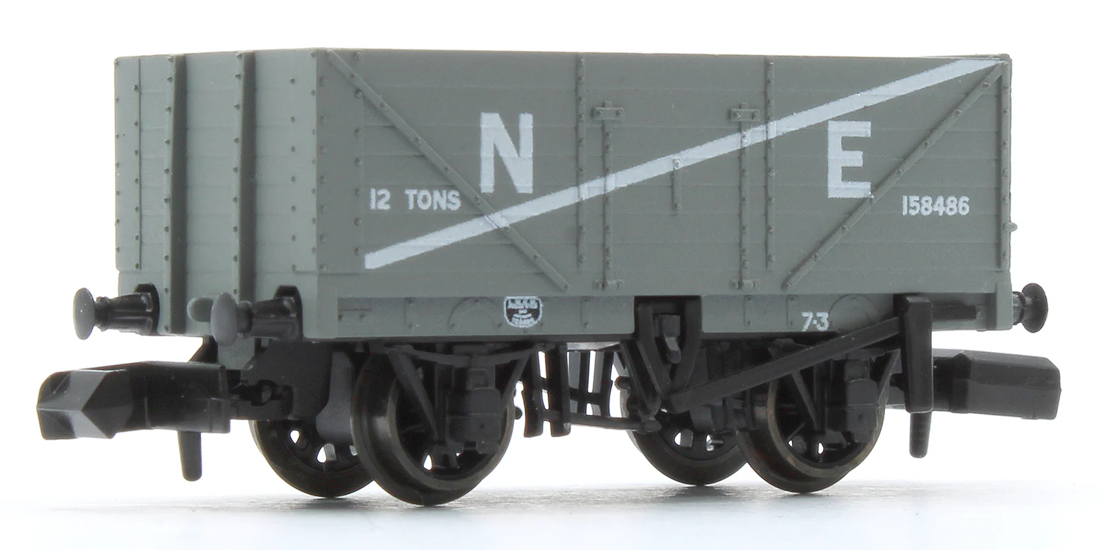 NR7001E 9ft 7 plank open wagon, NE, grey No.158486