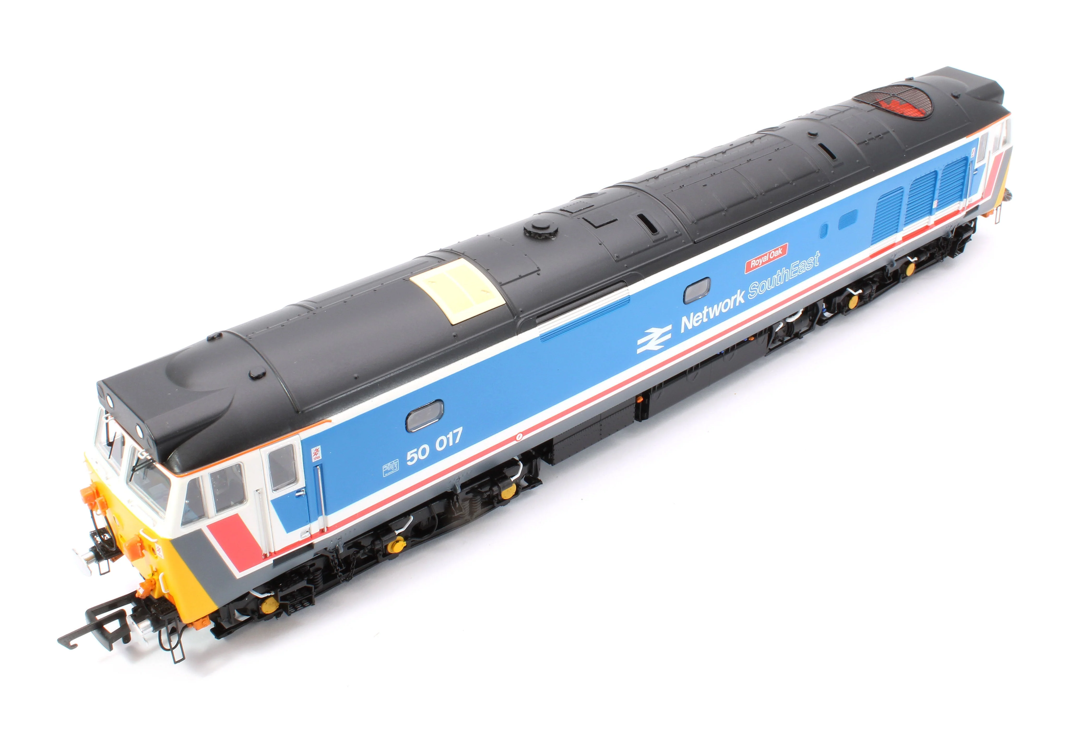 Pre-Owned ACC2242-DCC Class 50017 'Royal Oak' Original NSE Network South East Diesel Locomotive (DCC Sound) - Image 9
