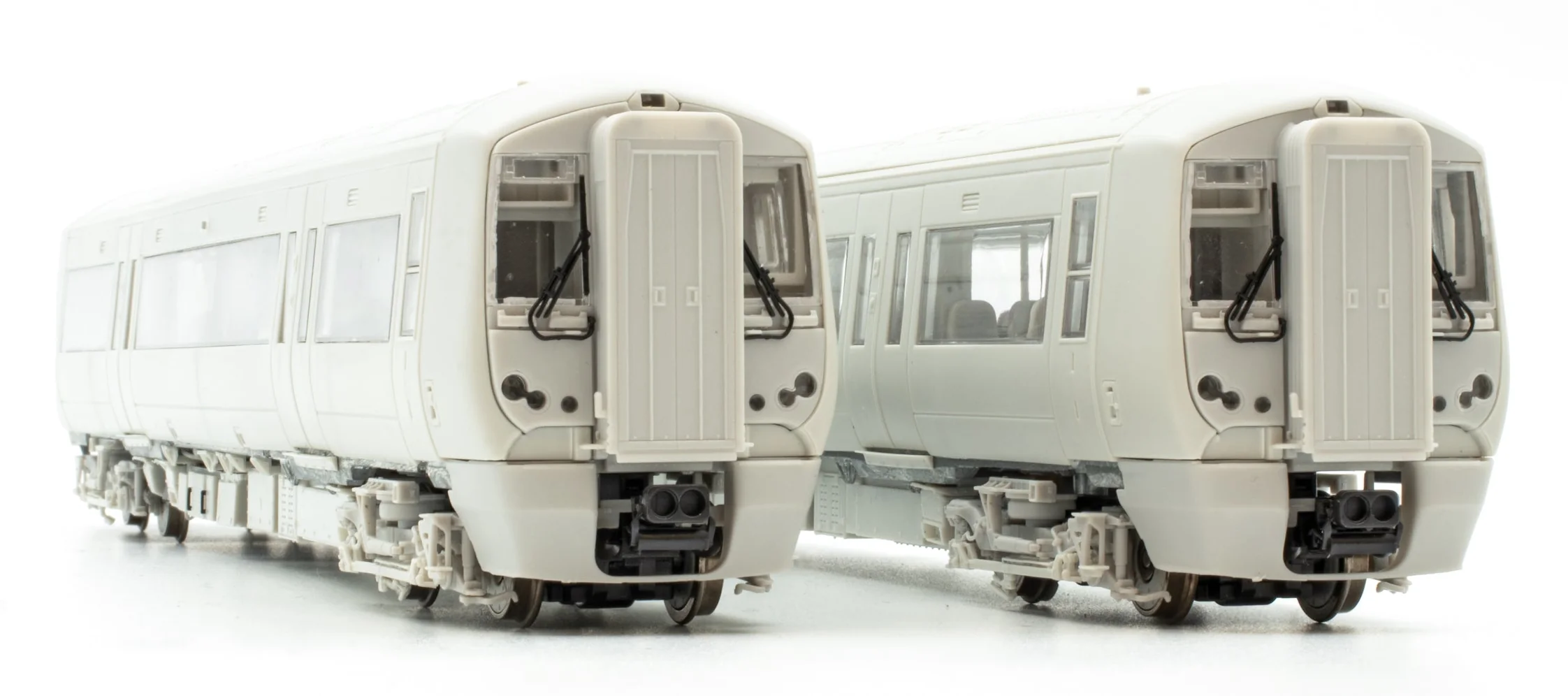 ACC3063-DCC Class 377 'Electrostar' 4-car EMU 377501 First Capital Connect 'Urban Lights' Blue - DCC Sound - Image 15