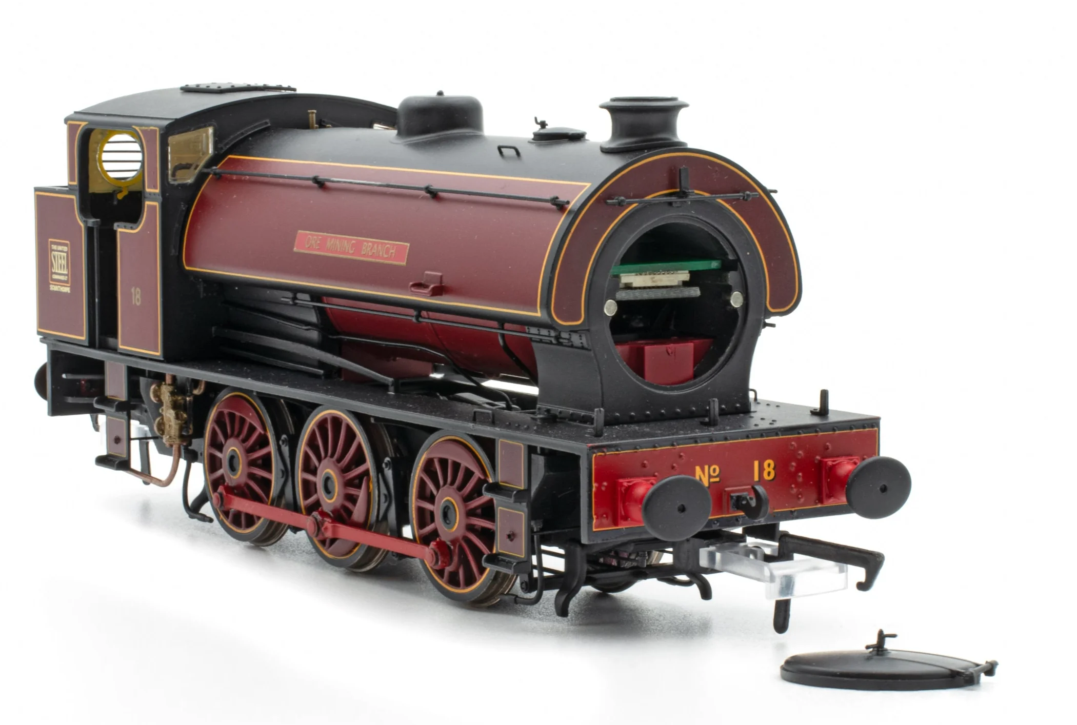 ACC3099 Hunslet 'Austerity' 0-6-0 Saddle Tank United Steel Company 'Ore Mining Branch' No.18 Steam Locomotive - Image 3