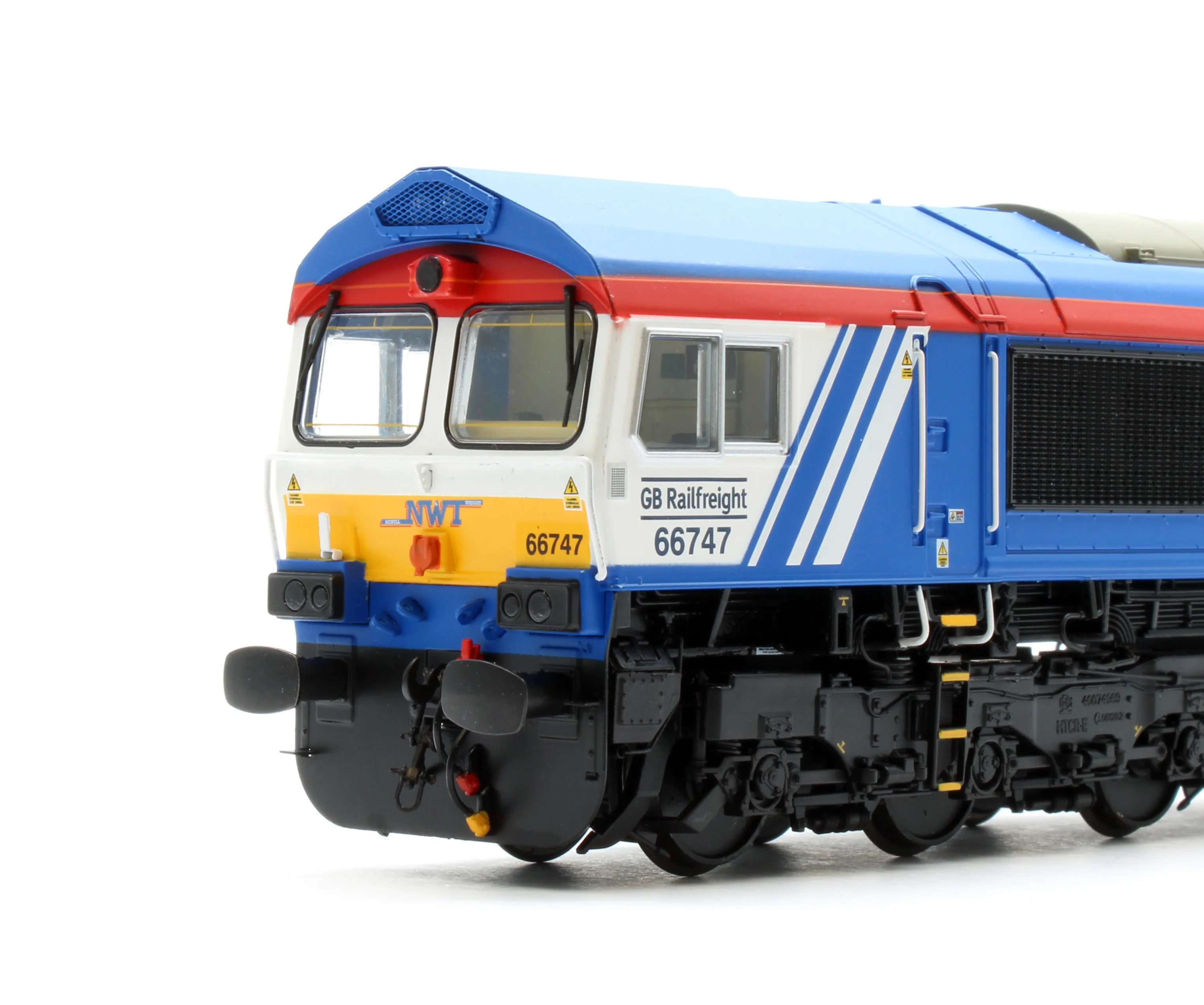 ACC3467 Class 66 GBRF (Newell and Wright) No.66747 Diesel Locomotive - Image 7