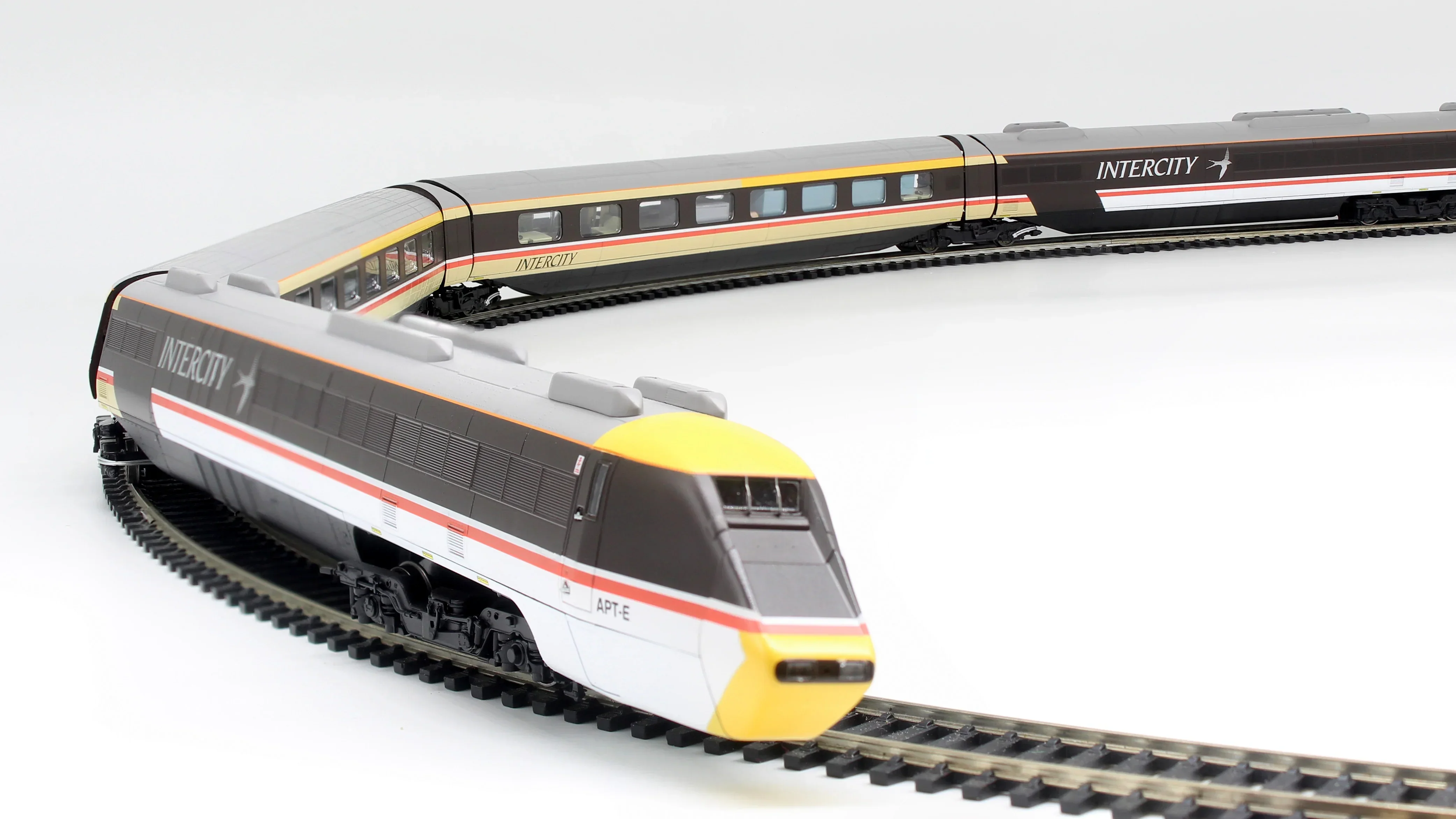 924005 Advanced Passenger Train APT-E – InterCity ‘Swallow’ Livery