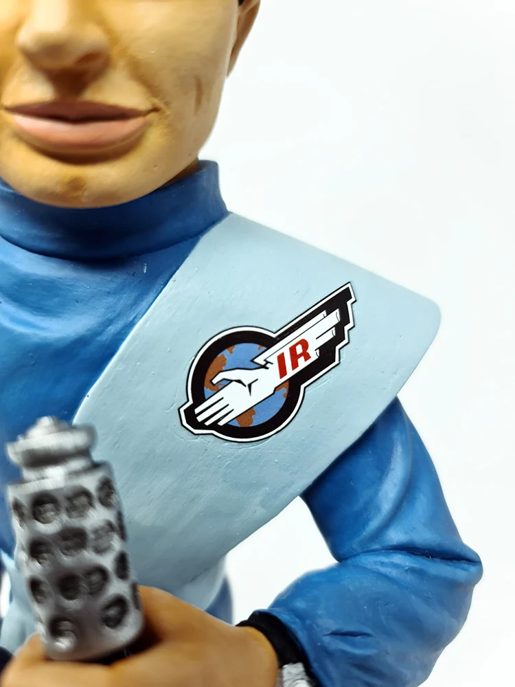 AIP20003 Scott Tracy - 12" Thunderbirds Figure - Image 7