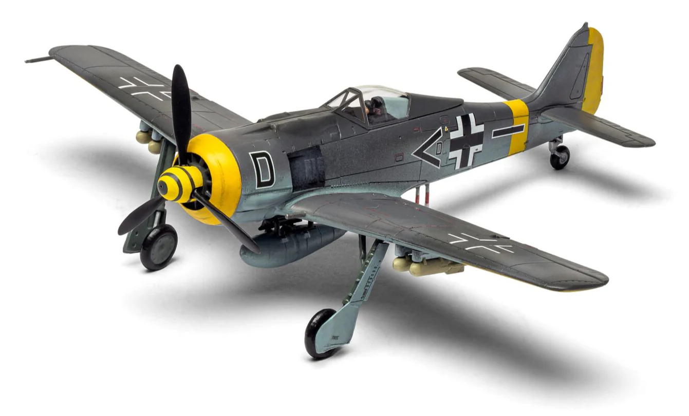 A02066A Focke-Wulf Fw190A-8/F-8 Model Kit - Image 5