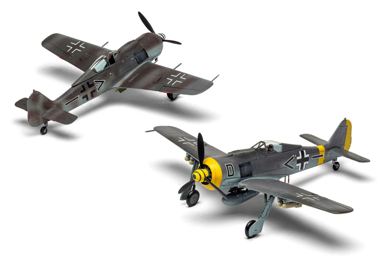 A02066A Focke-Wulf Fw190A-8/F-8 Model Kit - Image 8