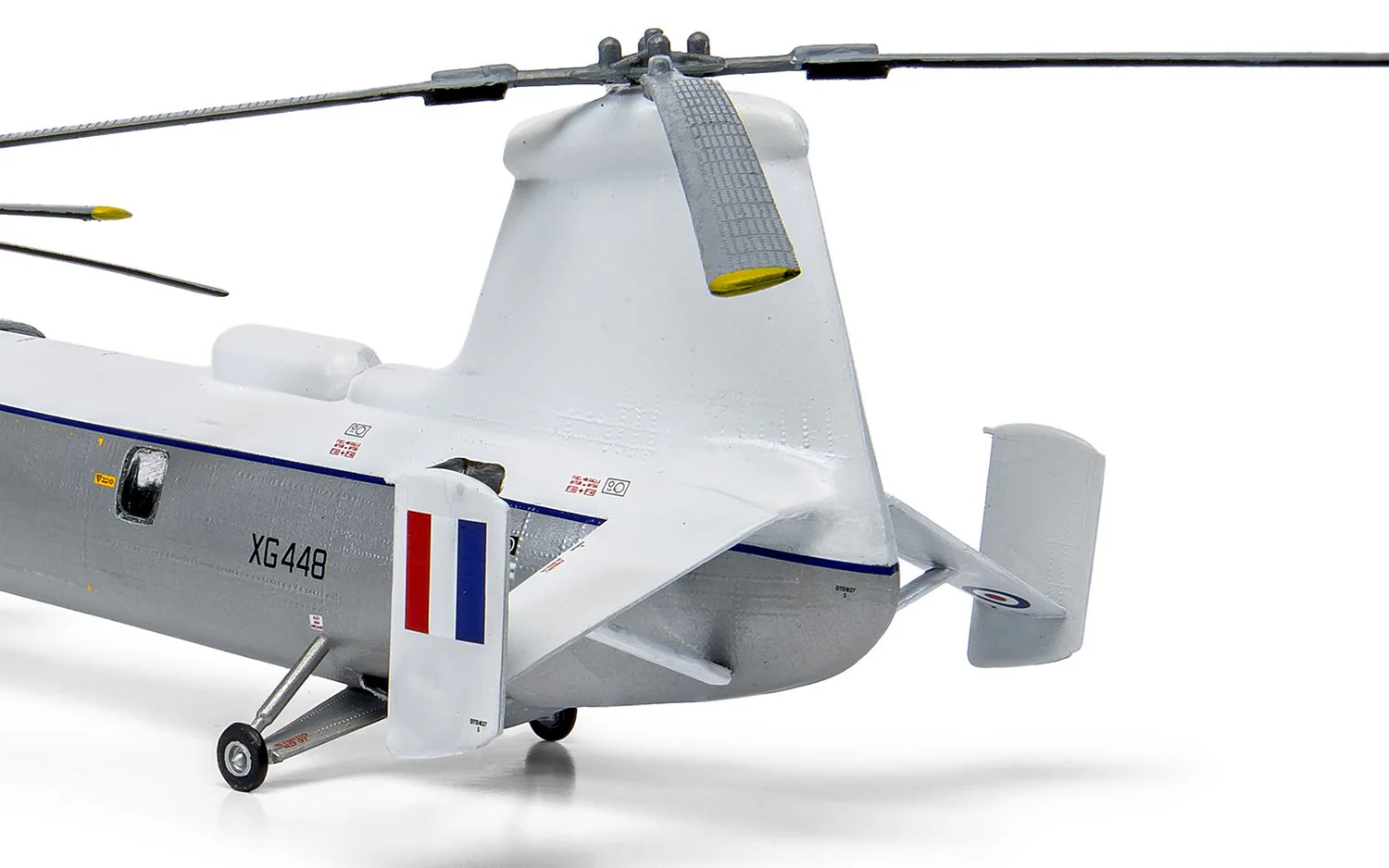 A03002V Bristol 192 Belvedere Model Kit - Image 6