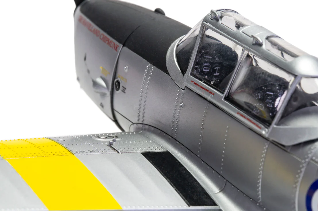 A04105 de Havilland Chipmunk T.10 Model Kit - Image 13