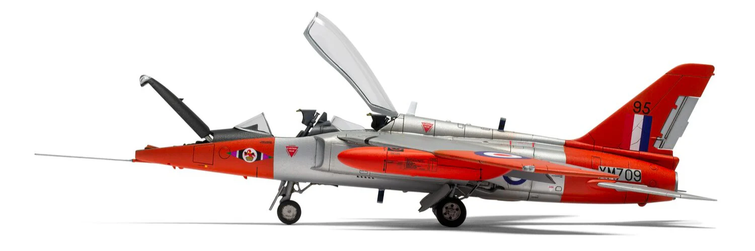 A05123 Folland Gnat T.1 Model Kit - Image 8