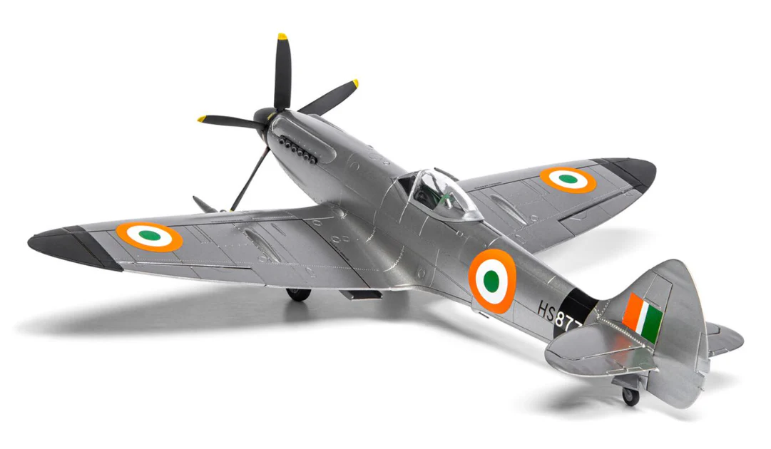 A05140 Supermarine Spitfire F Mk.XVIII Model Kit - Image 6