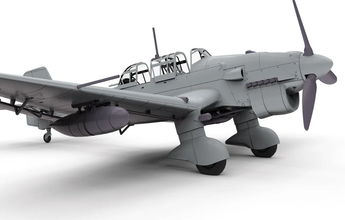 A07115 Junkers Ju87R-2/B-2 Stuka Model Kit - Image 3