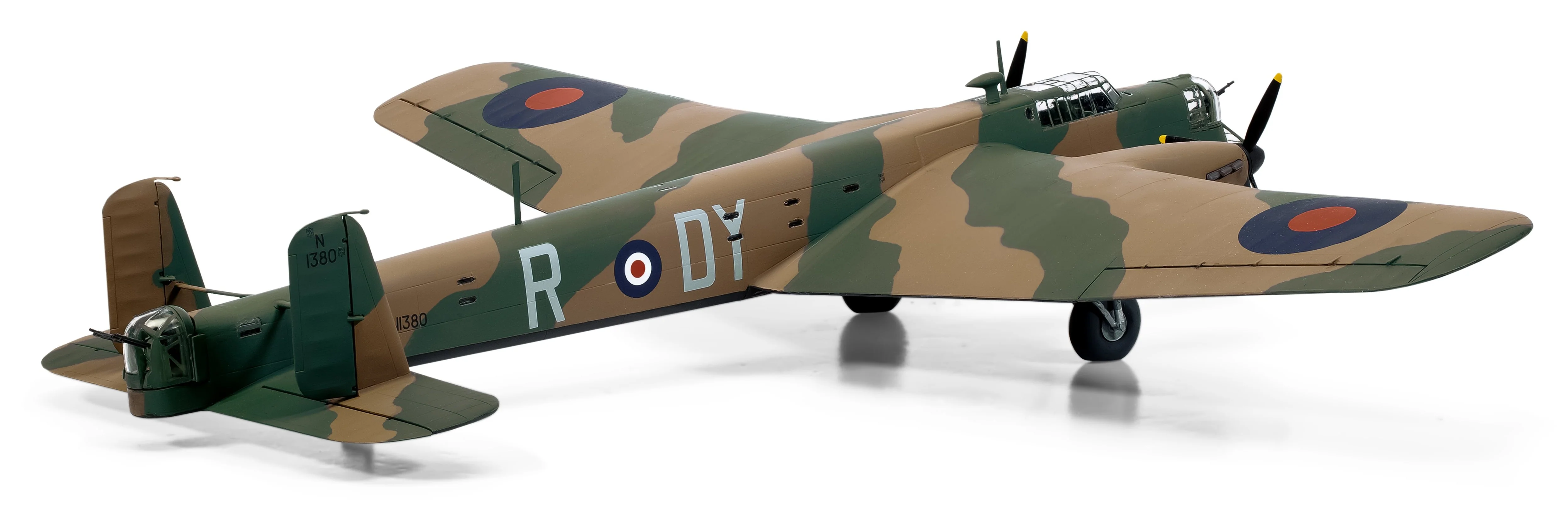 A08016 Armstrong Whitworth Whitley Mk.V Model Kit - Image 4