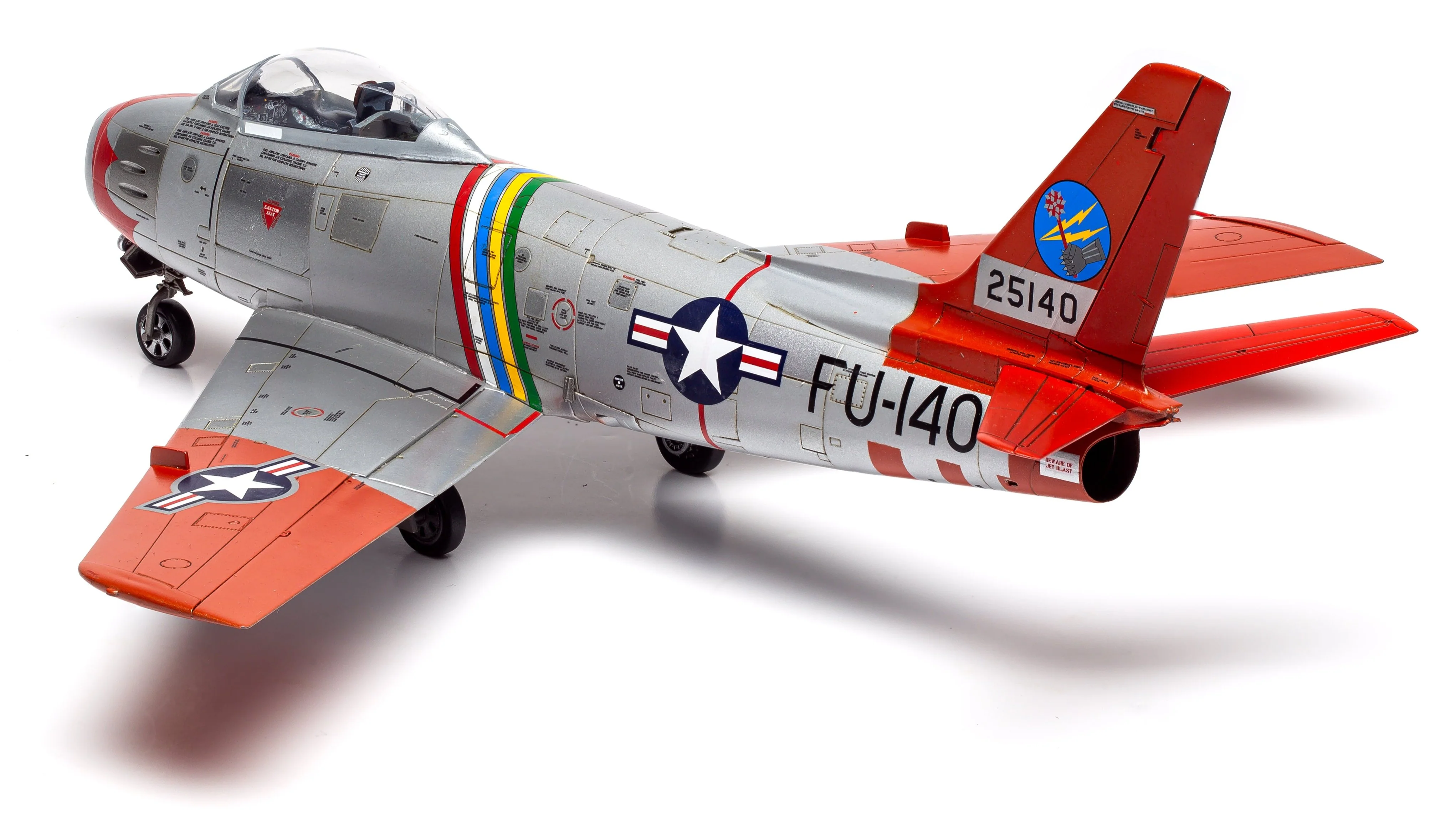 A08111 North American F-86F Sabre - Image 3