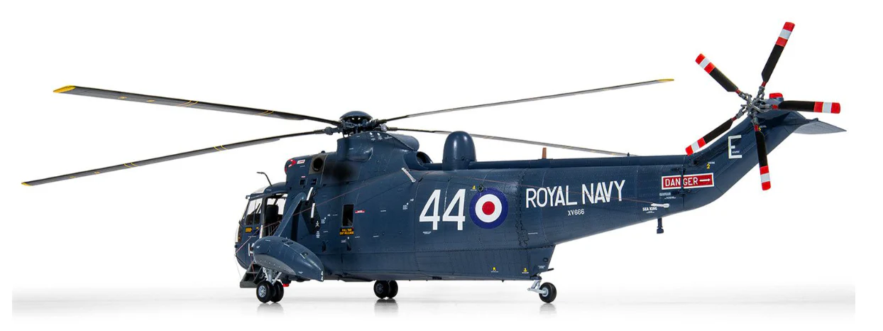 A11006 Westland Sea King HAS.1/HAS.5/HU.5 Model Kit - Image 3