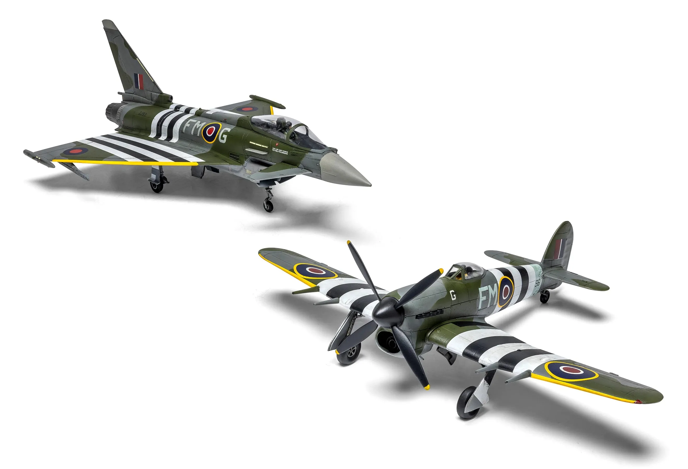 A40001 Eurofighter Typhoon FGR.4 "Moggy" & Hawker Typhoon Mk.IB - Twin Pack Model Kit