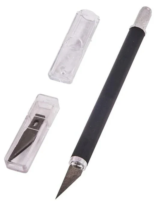 AM-S0492 Hobby knife with 5 spare blades
