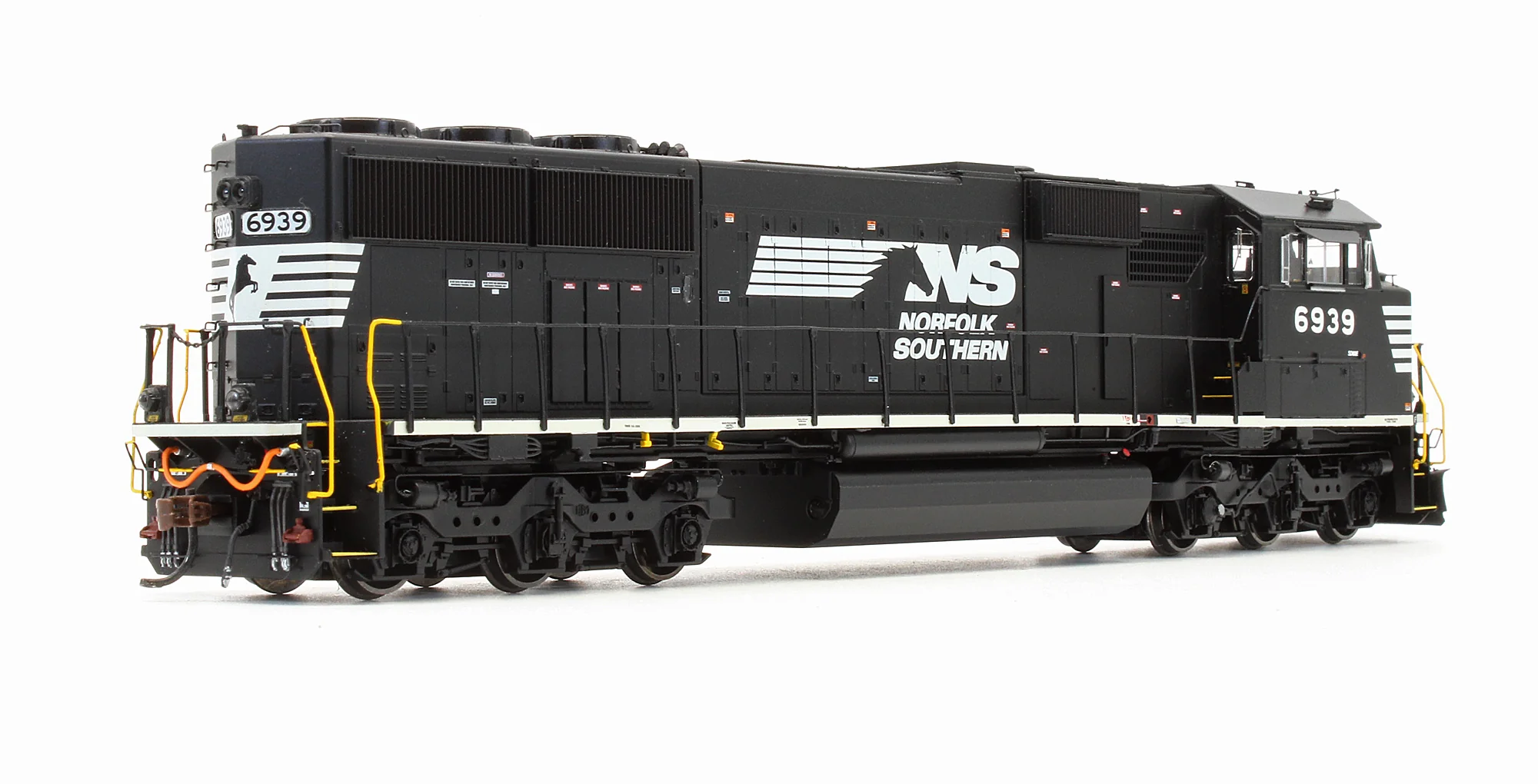 ATHG65252 Pre-Owned Norfolk Southern SD60E Diesel Locomotive - Road #6369 - DCC Sound - Image 2