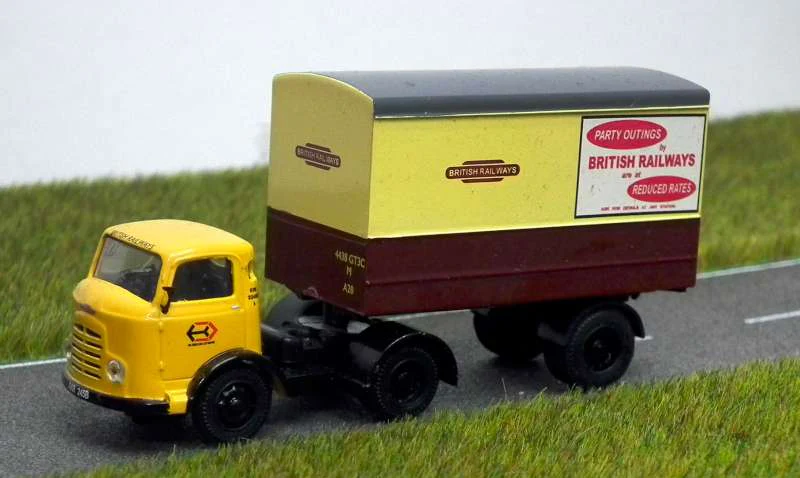 DA97 Karrier Bantam artic Van - British Railways