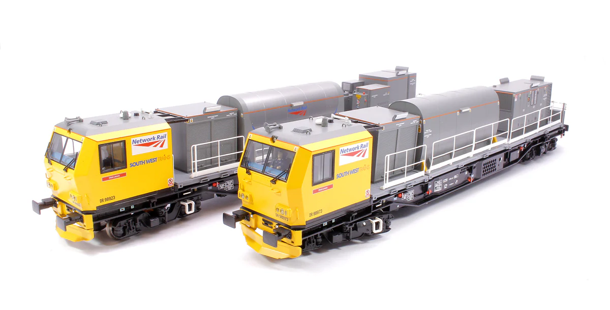 31-578SF Windhoff MPV 2-Car Set Network Rail Yellow Nos. DR98923 and DR989 - DCC Sound - Image 14