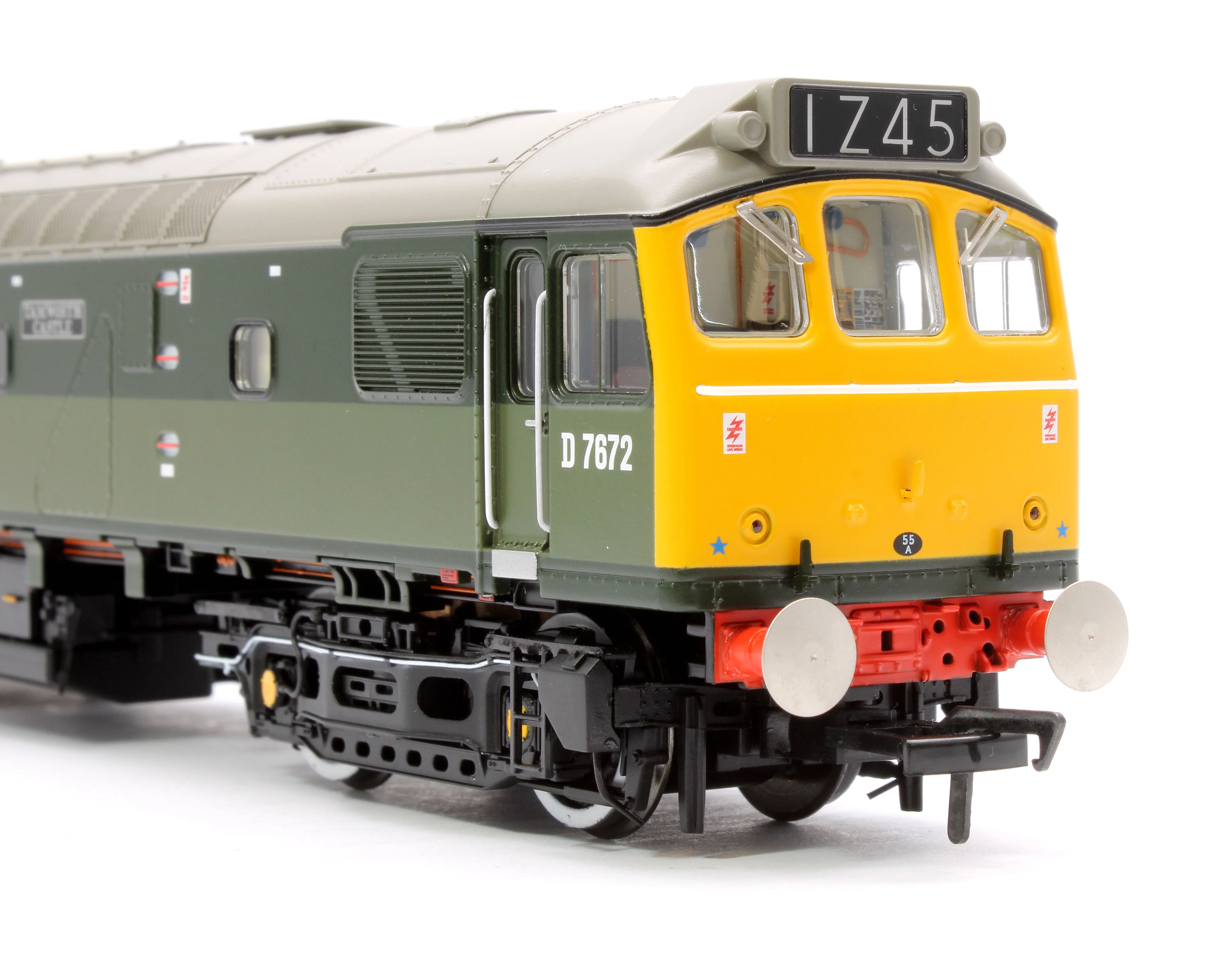 32-334 Class 25/3 D7672 'Tamworth Castle' BR Two-Tone Green (Full Yellow Ends) Diesel Locomotive - Image 10