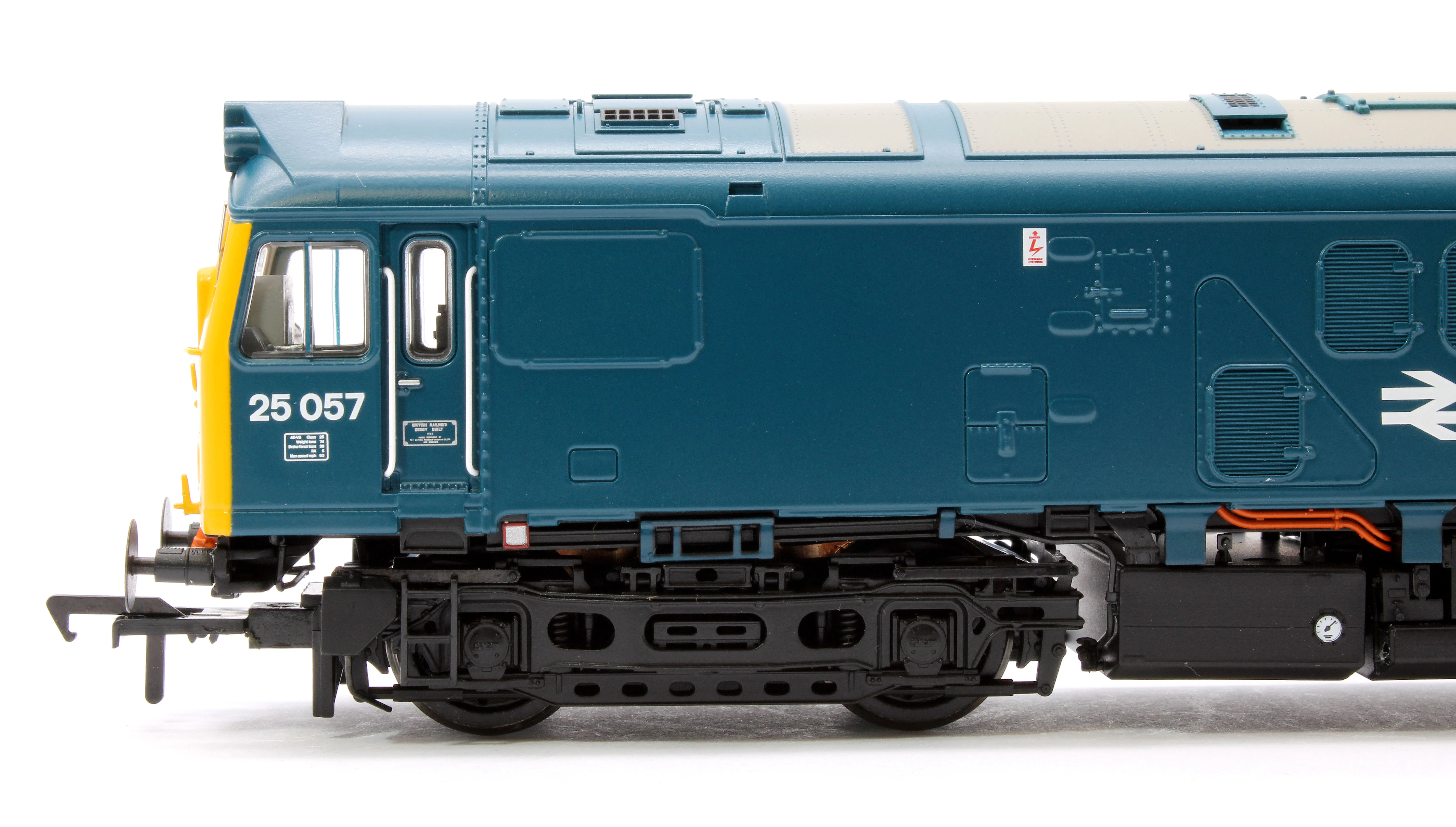 32-340ASF Class 25/1 25057 BR Blue Diesel Locomotive - DCC Sound - Image 6