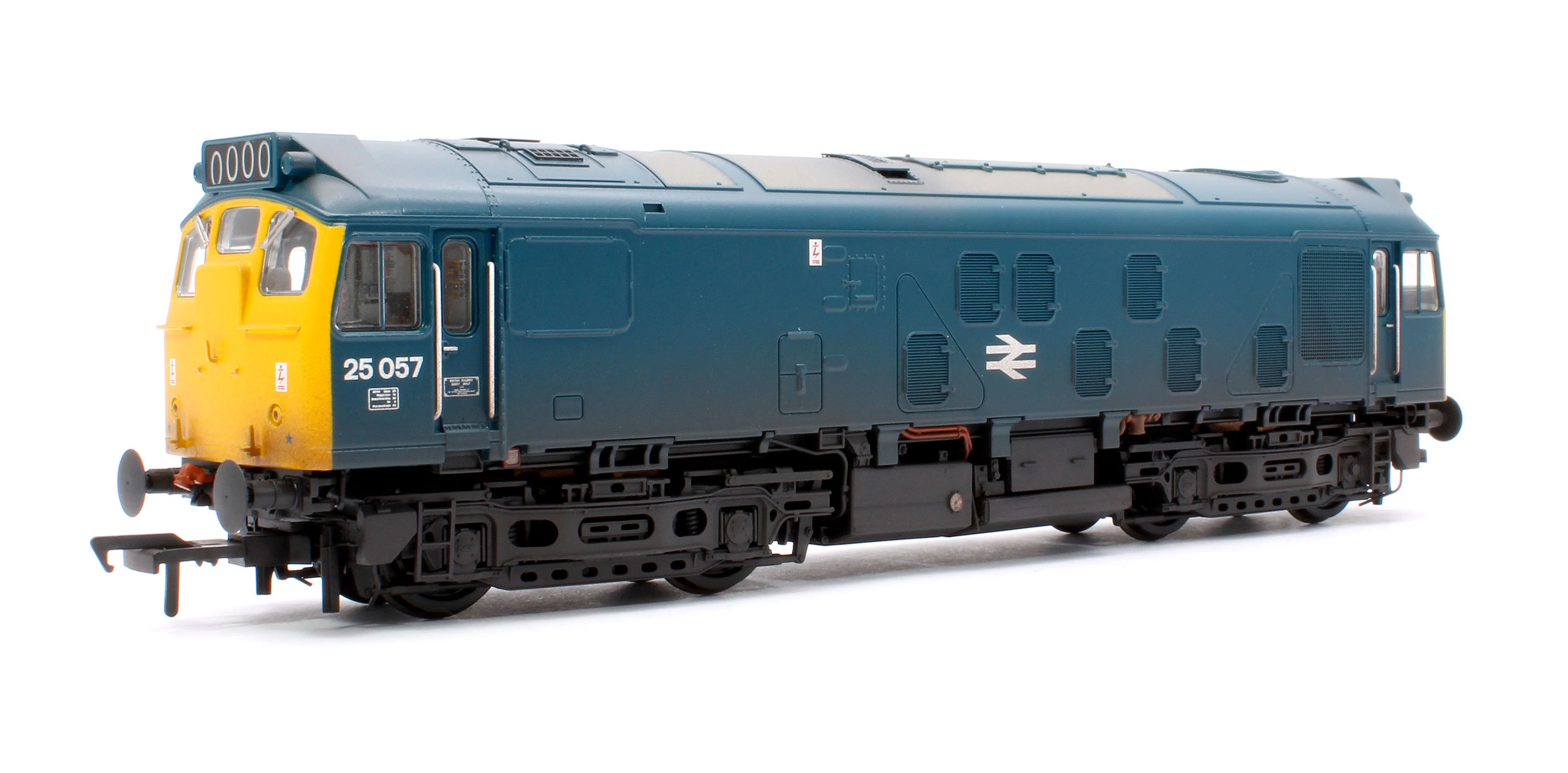32-340SF Class 25/1 25057 BR Blue Diesel Locomotive - DCC Sound & Weathered - Image 4
