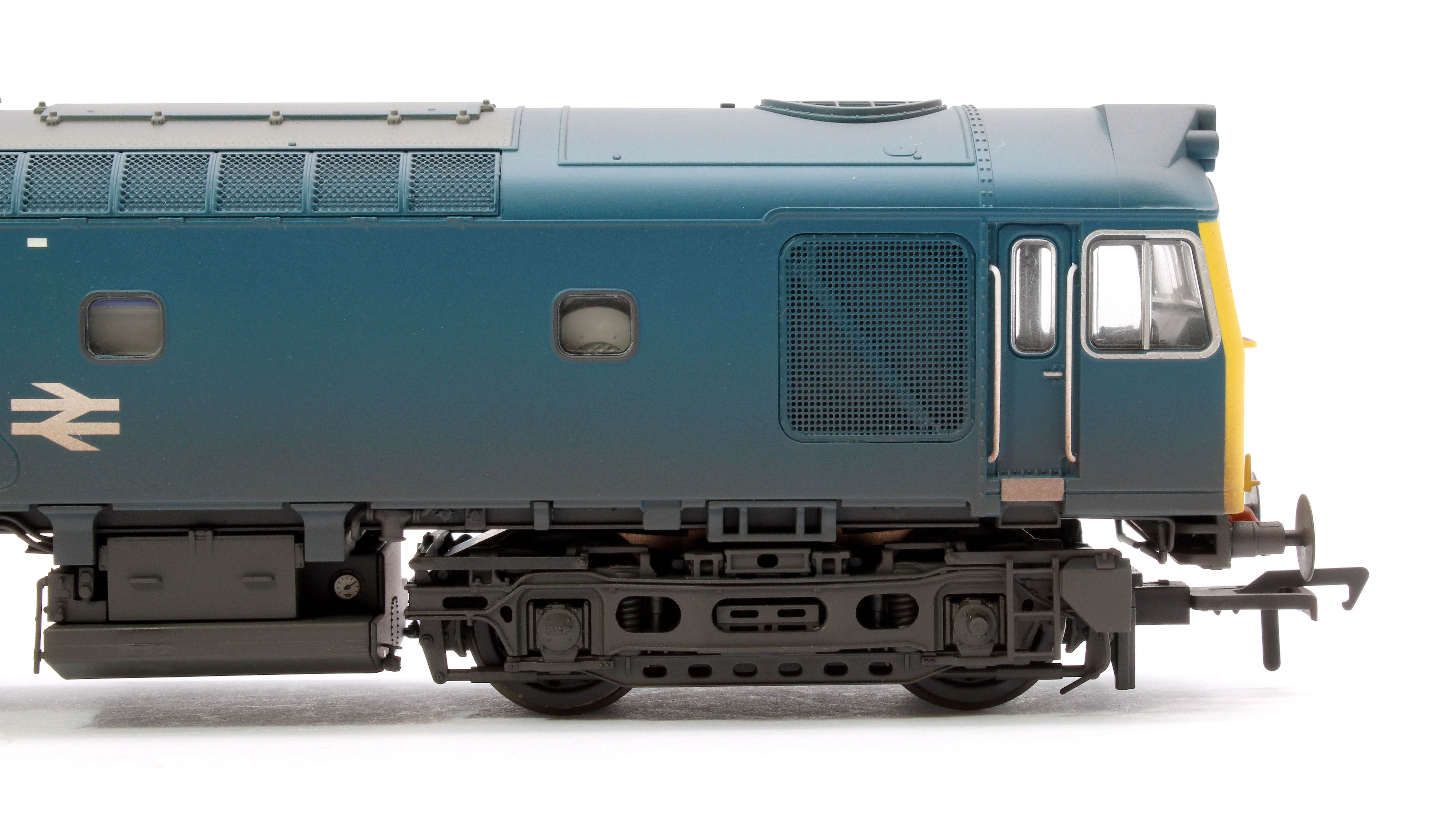 32-346SF Class 25/2 25106 BR Blue Diesel Locomotive - DCC Sound & Weathered - Image 8