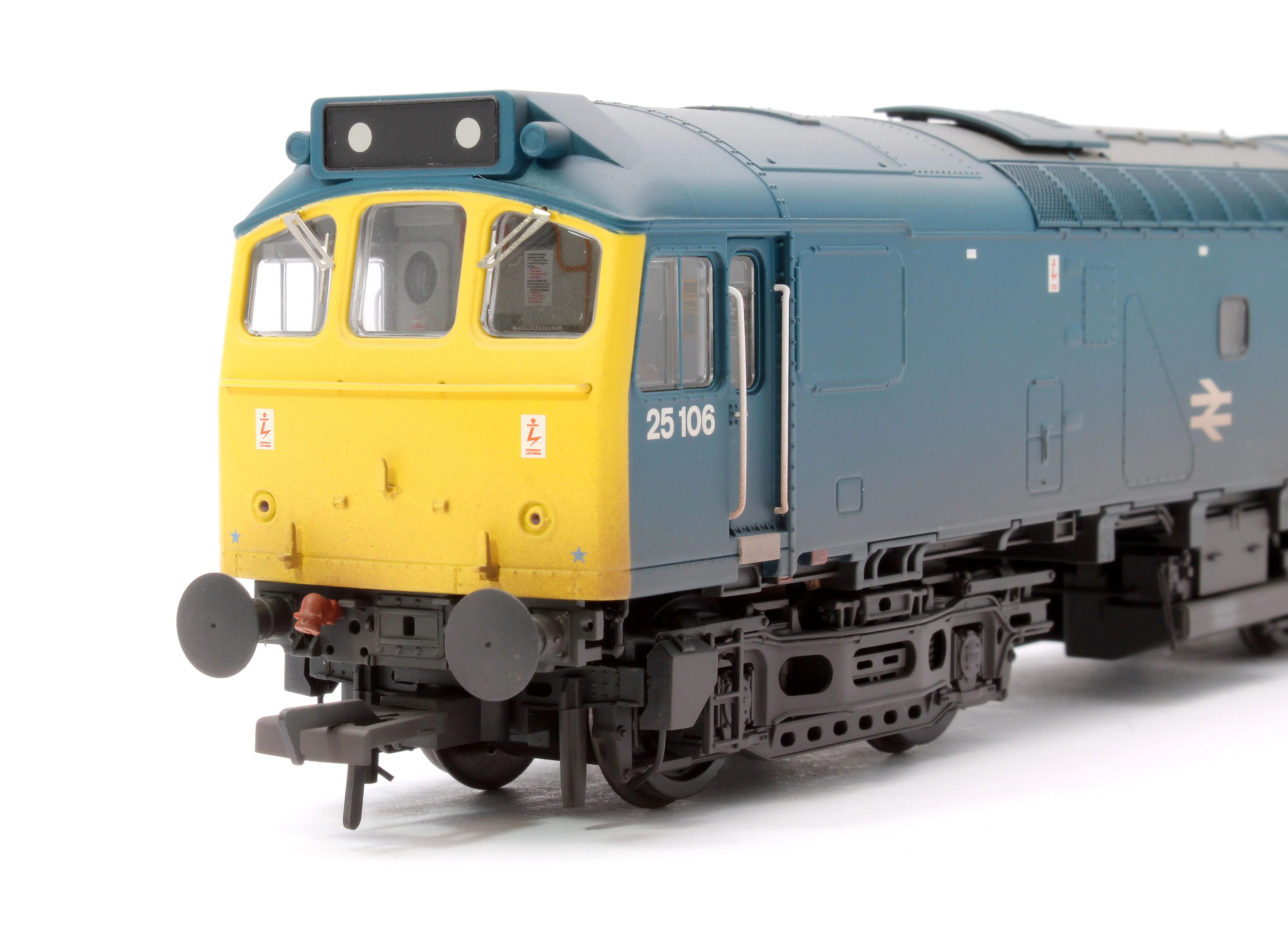 32-346SFX Class 25/2 25106 BR Blue Diesel Locomotive - DCC Sound Deluxe & Weathered - Image 9