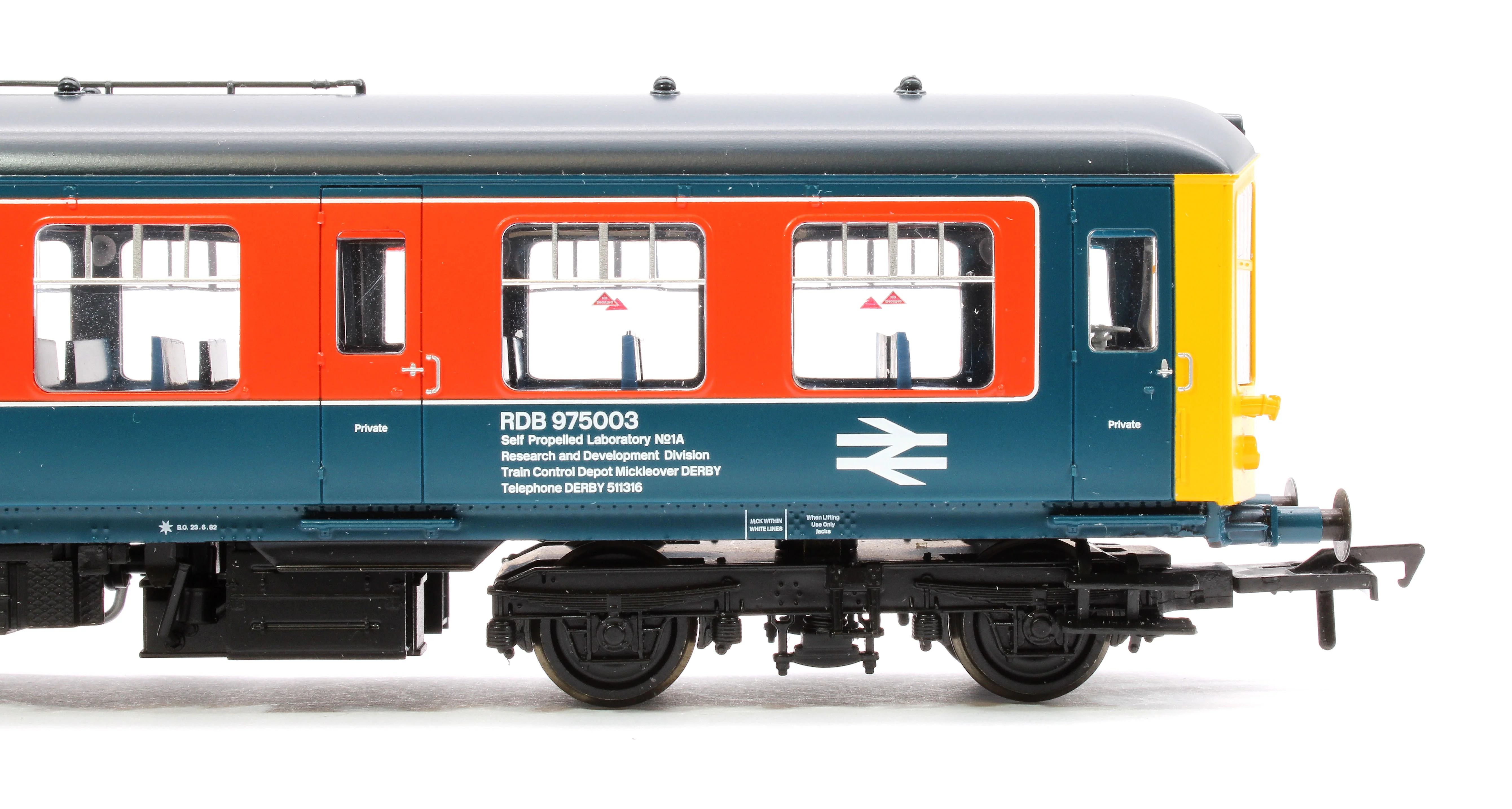 32-515Z Derby Lightweight 2-Car BEMU 'Test Unit Gemini' BR RTC (Original) - Image 10