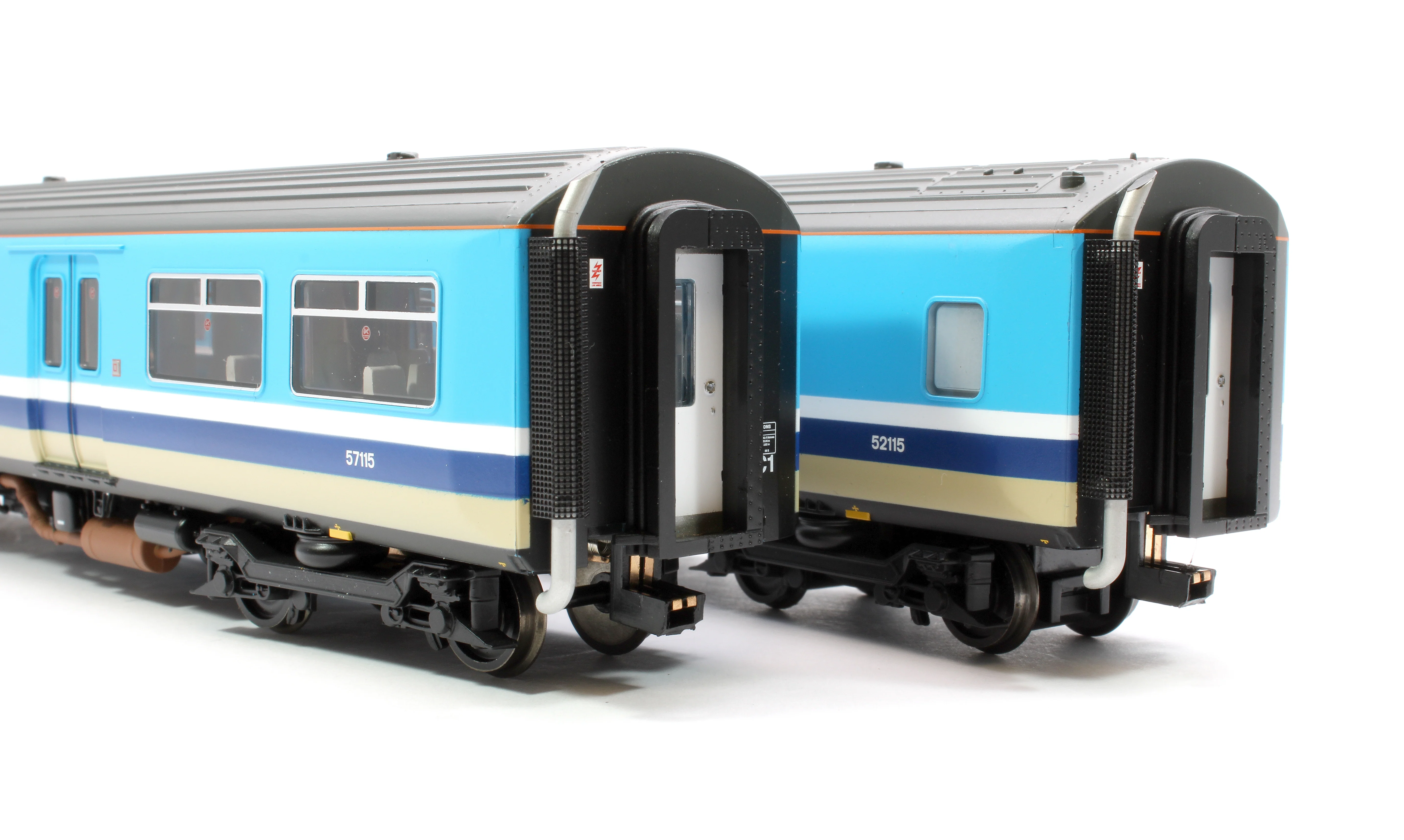 32-929SR Class 150/1 2-Car DMU 150115 BR Provincial (Original) - DCC Ready - Image 9