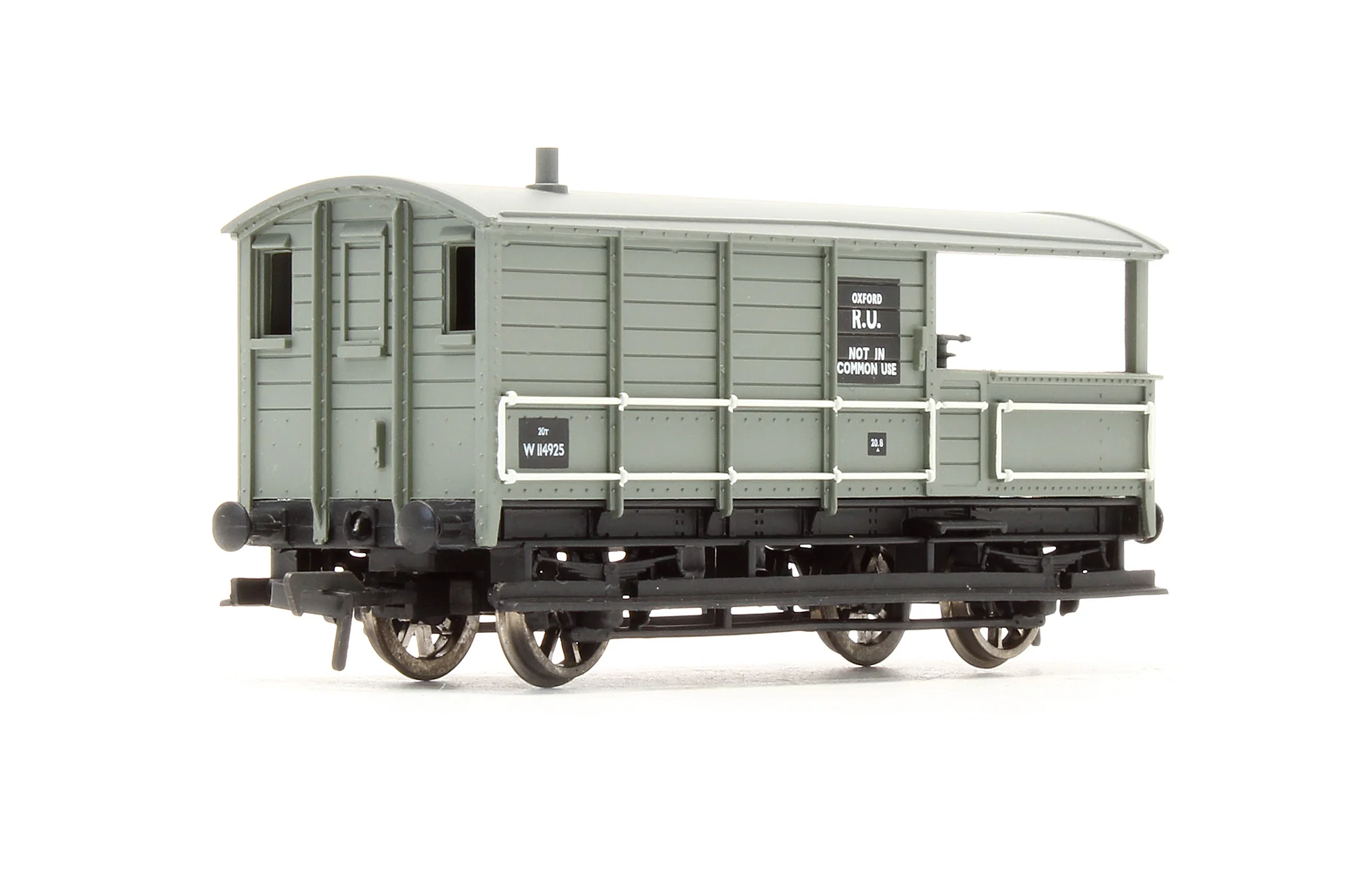 Pre-Owned 33-305A 20 Ton Toad Brake Van BR Grey 'W114925'