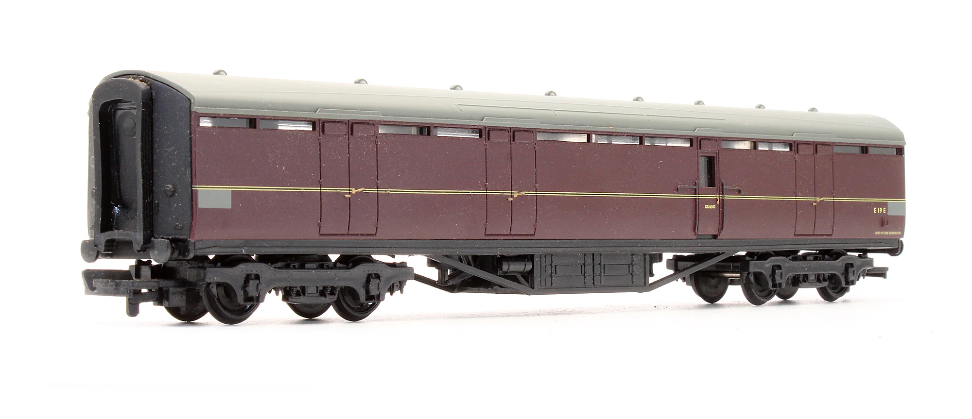 Pre-Owned 34-650 60' Thompson BG Full Brake Coach BR Maroon 'E 19 E'
