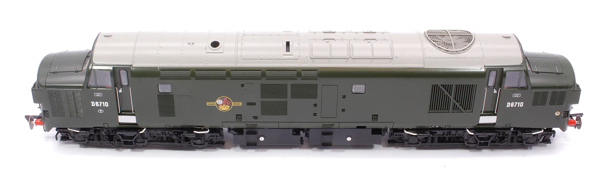 35-302 Class 37/0 Split Headcode D6710 BR Green (Late Crest) Diesel Locomotive - Image 11