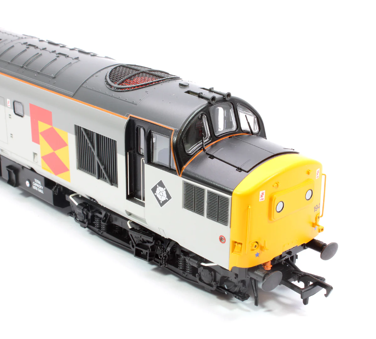 35-307SFX Class 37/0 Centre Headcode 37194 'British Int. Freight Assoc.' BR RF Diesel Locomotive (Deluxe DCC Sound) - Image 10
