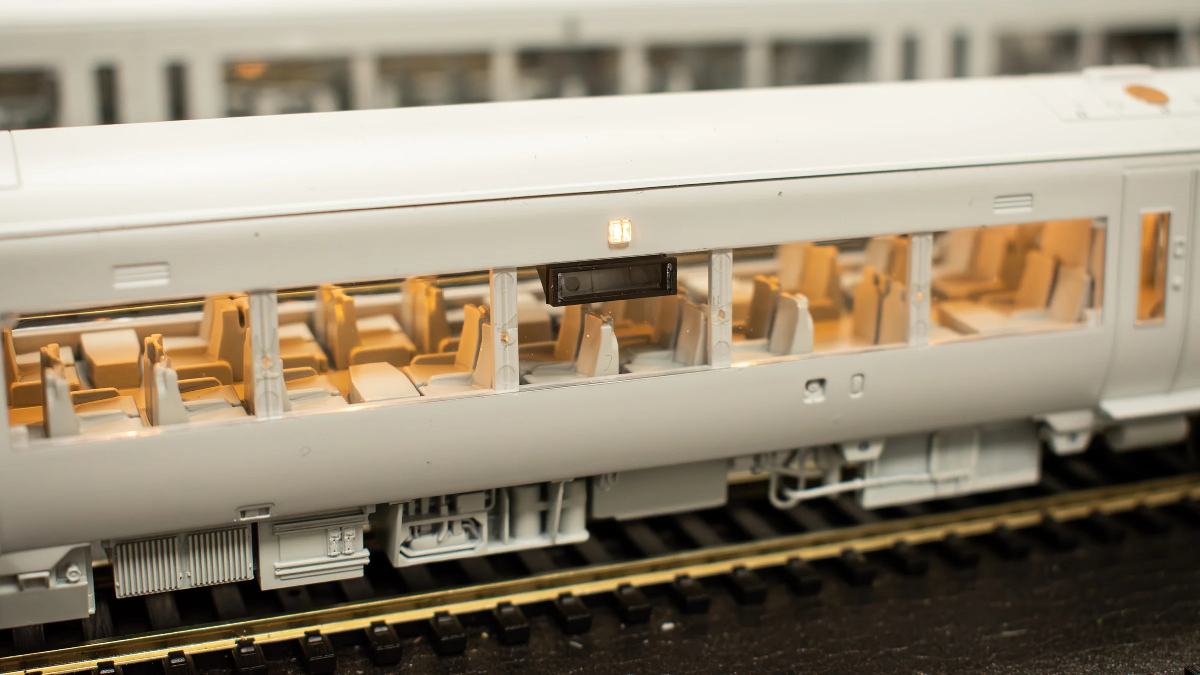 35-626SF Class 170/4 3-Car DMU 170420 East Midland Railways (EMR Regional) - DCC Sound - Image 9