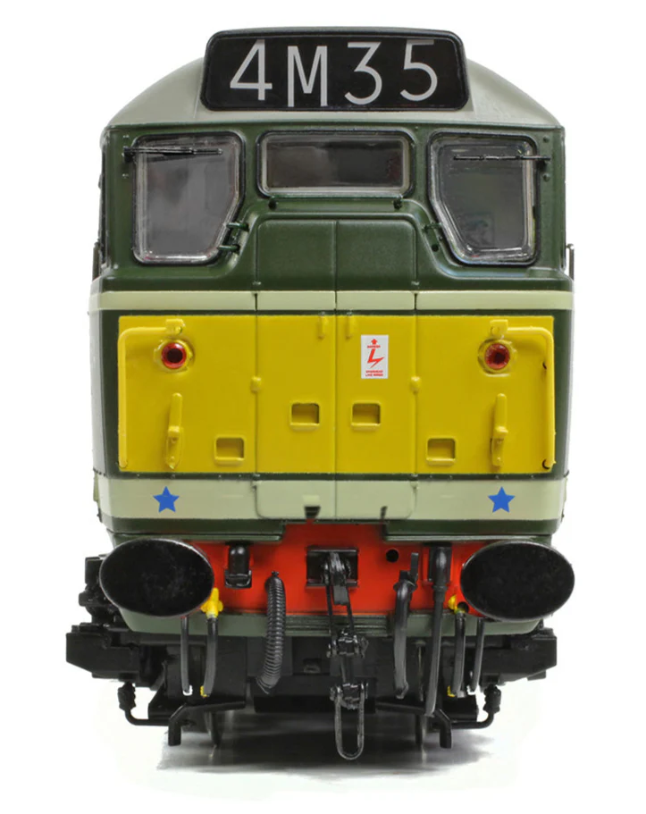 35-802 Class 30 D5574 BR Green (Small Yellow Panels) Diesel Locomotive - Image 5