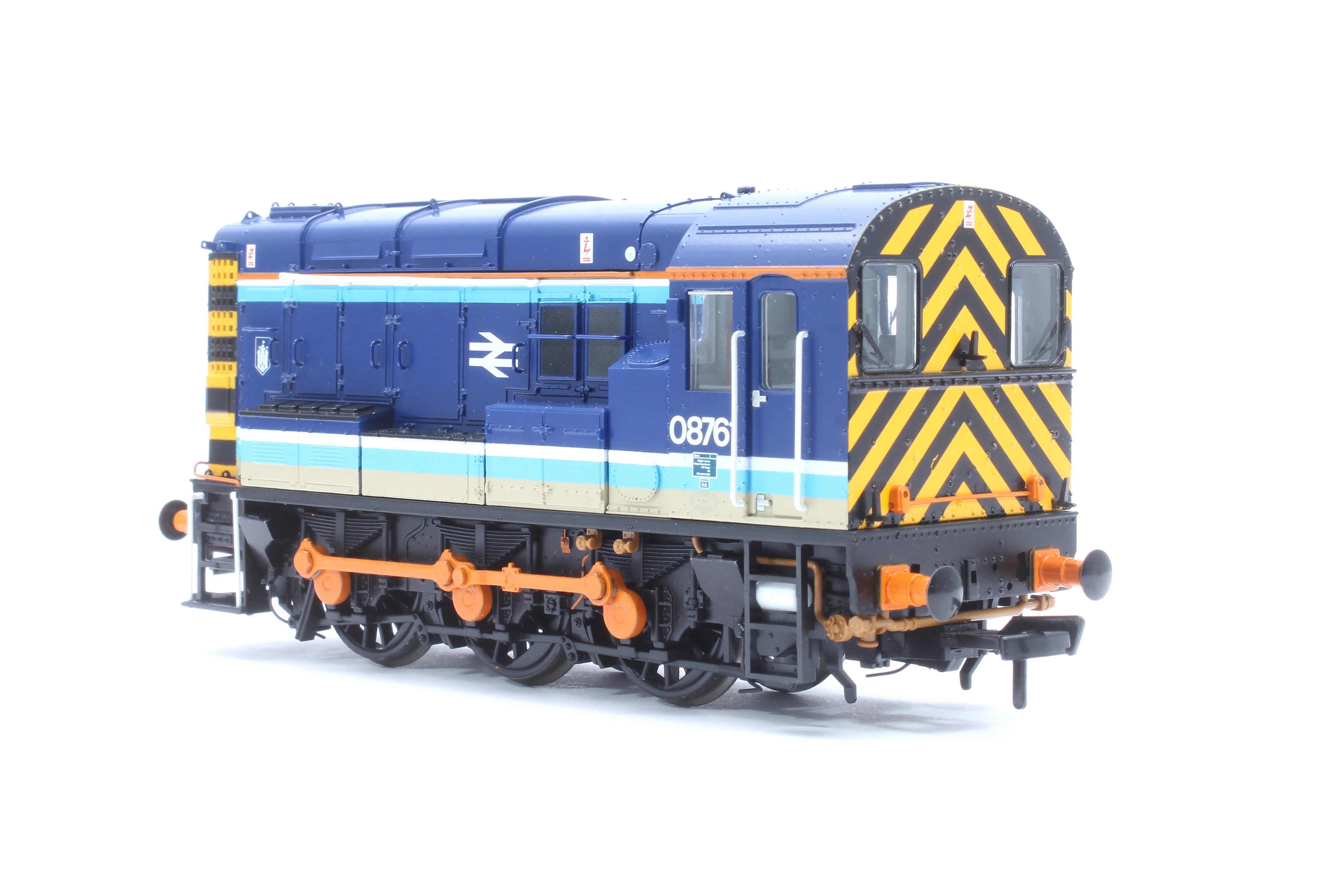35-910SF Class 08 08761 BR Provincial Diesel Locomotive - DCC Sound - Image 2