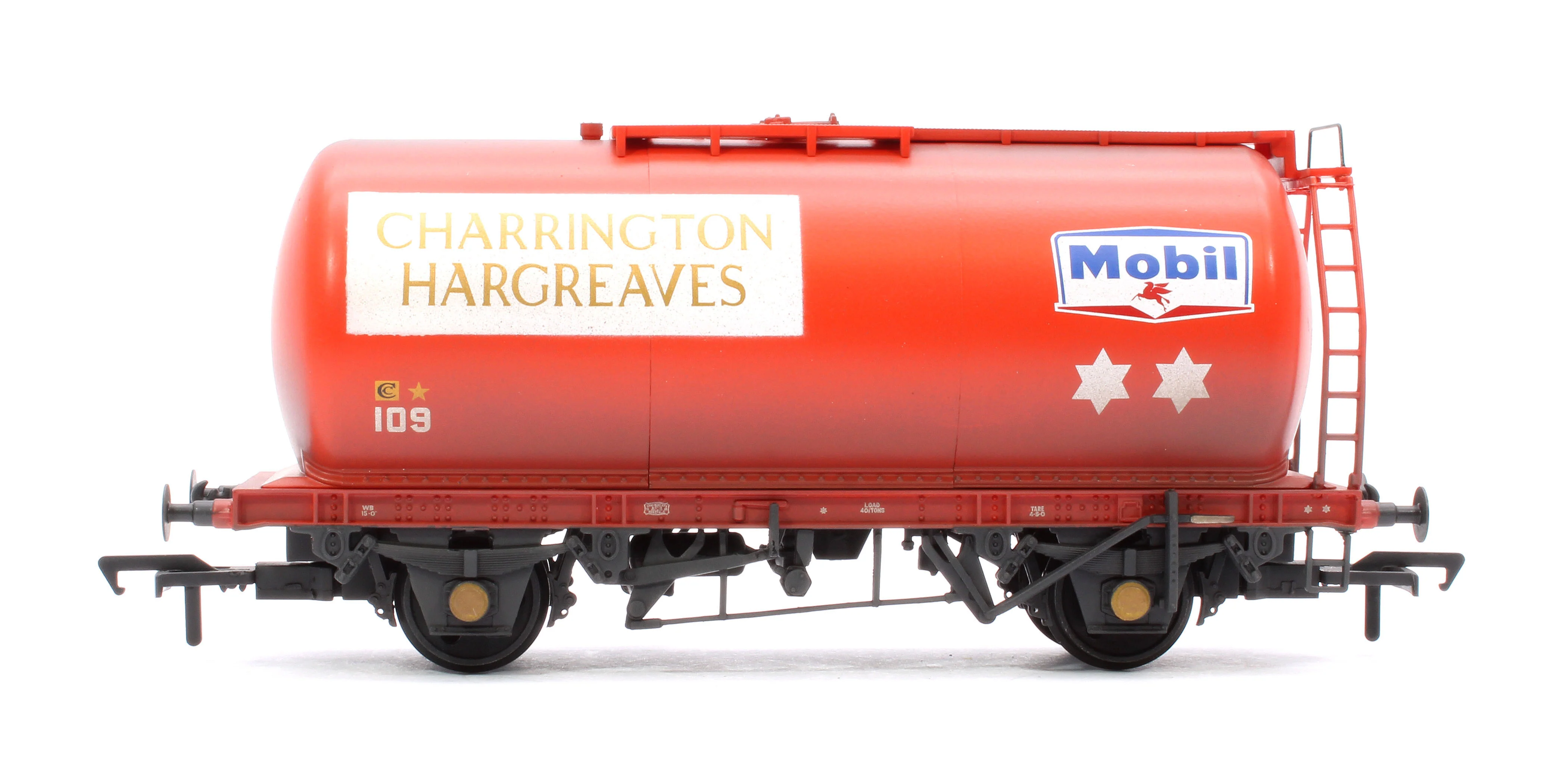 37-592A BR 45T TTA Tank Wagon 'Charrington Hargreaves/Mobil' Red No.109- Weathered - Image 2