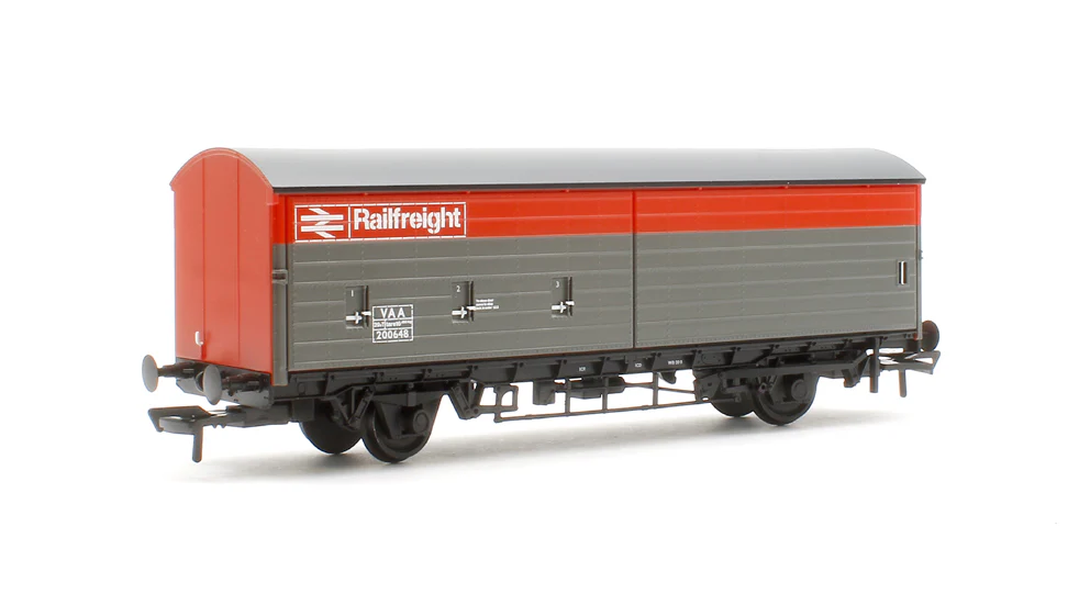 38-128A BR VAA Van BR Railfreight Red & Grey No.200648