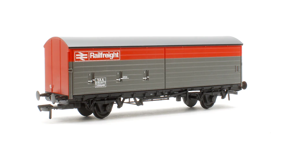 38-128A BR VAA Van BR Railfreight Red & Grey No.200648 - Image 2