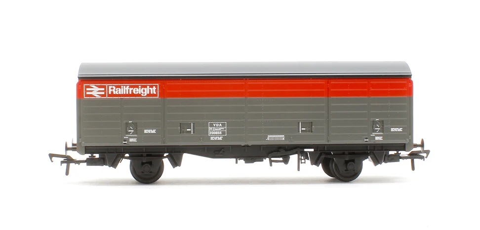 38-144B BR VDA Van BR Railfreight Red & Grey No.200655 - Image 3