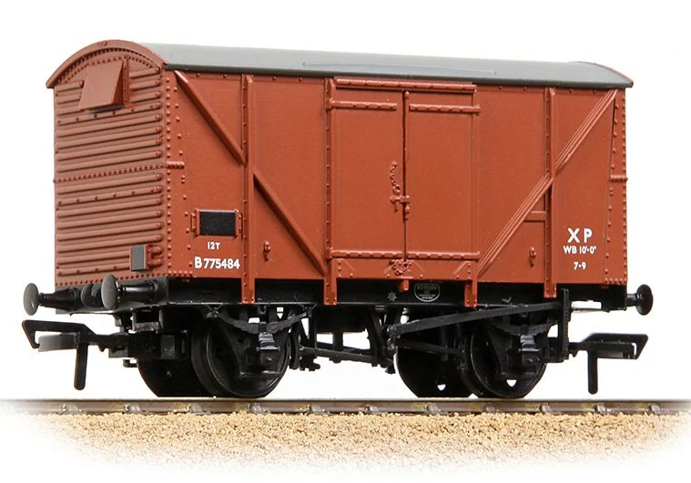 38-170E BR 12T Ventilated Van Plywood Sides BR Bauxite (Early) No.B775484