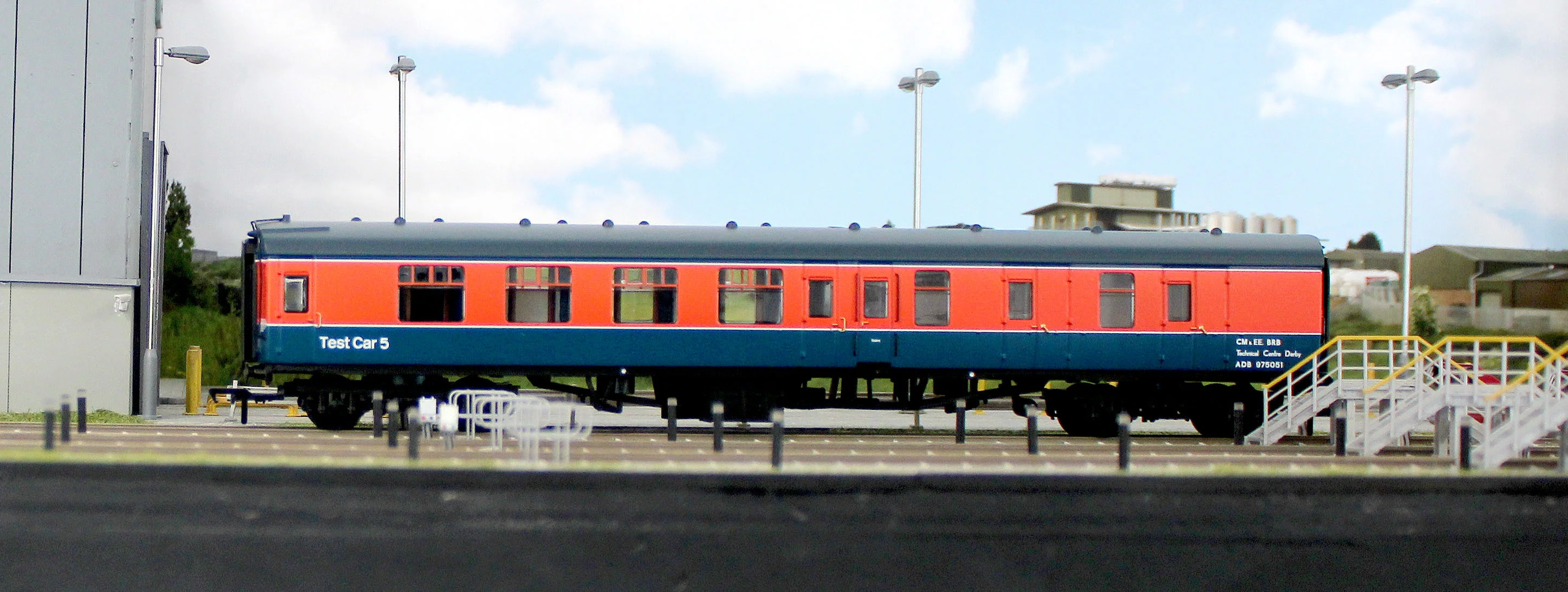 39-001S Mk1 BSK BR Research Department RTC "Test Car 5" ADB975051 - Image 6