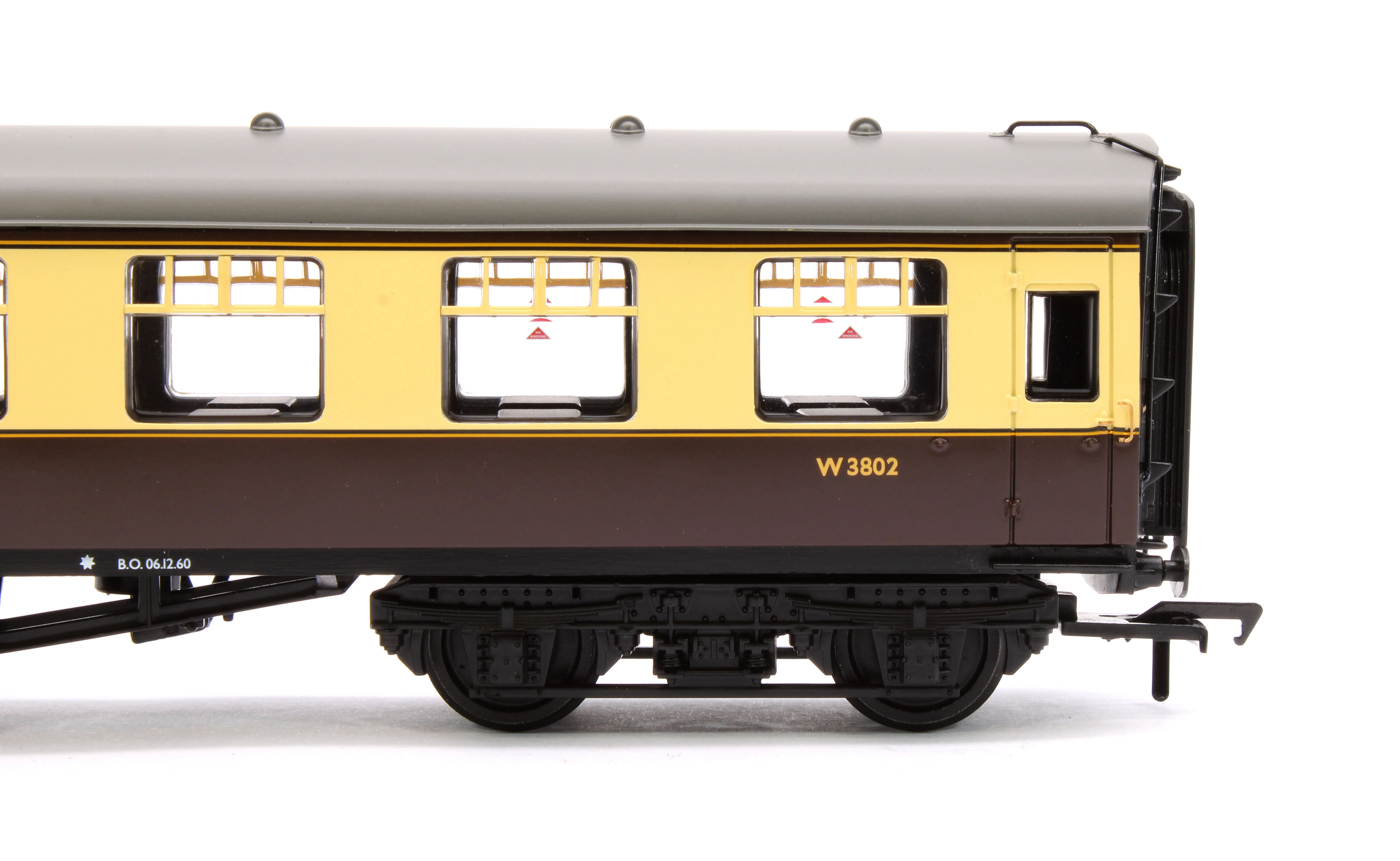 39-054D BR Mk1 TSO Tourist Second Open BR (WR) Chocolate & Cream - Image 4