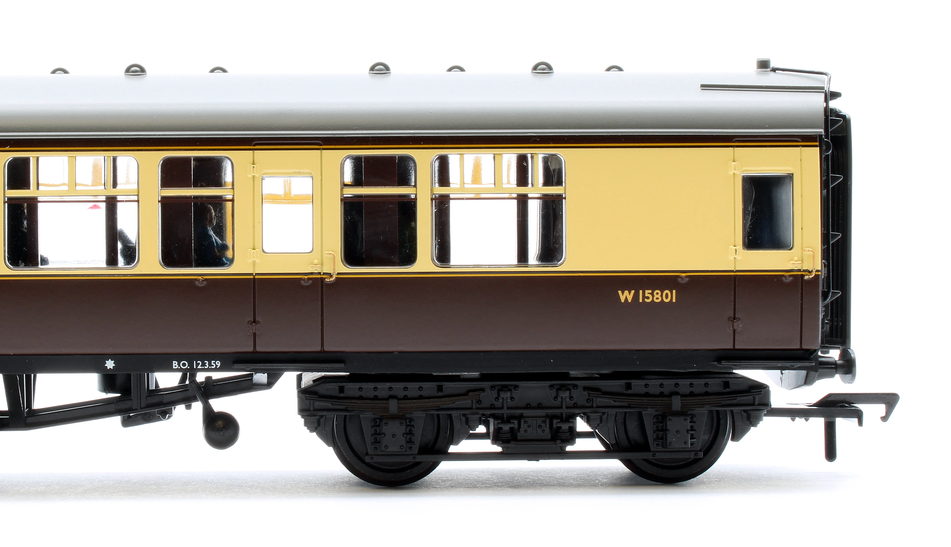 39-129DPF BR Mk1 CK Composite Corridor BR (WR) Chocolate & Cream W15801 - Fitted Passengers - Image 4