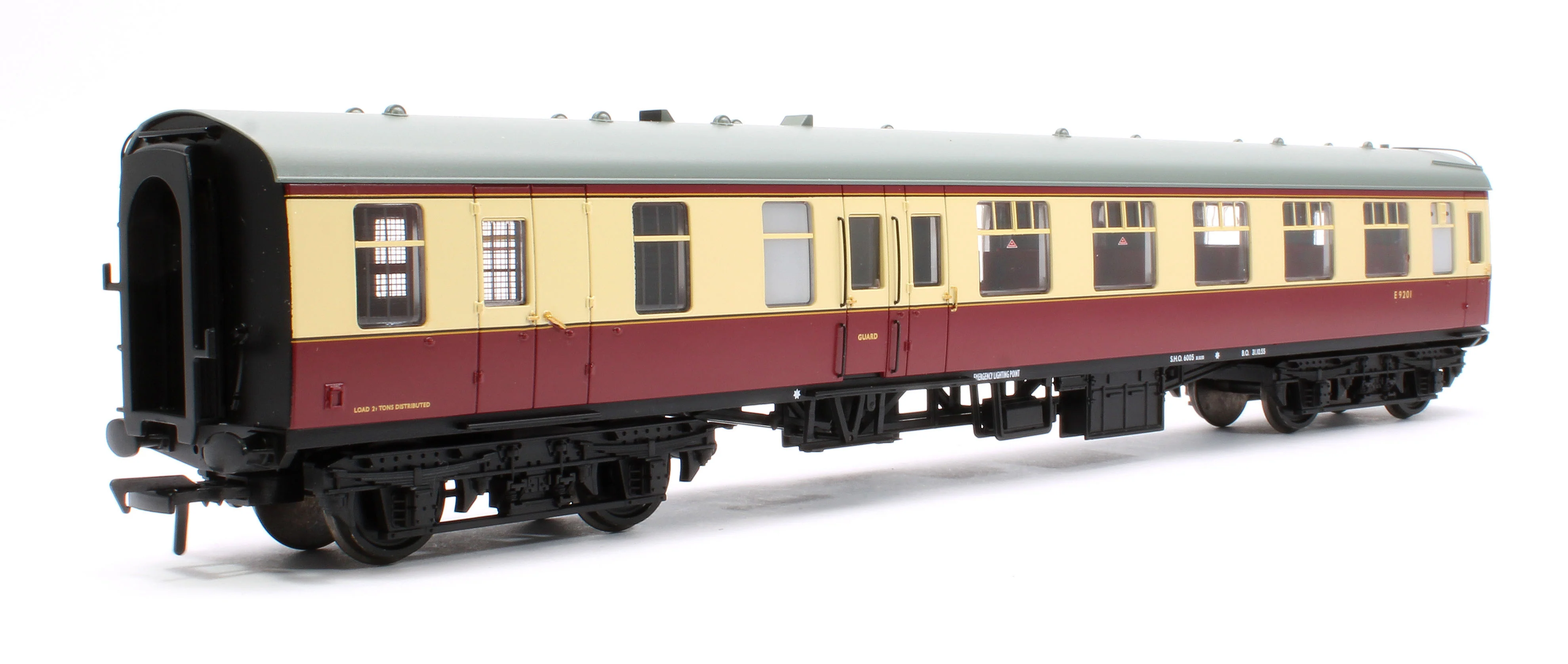 39-800 BR MK1 BSO Brake Second Open BR Crimson & Cream No. E9201 - Image 3