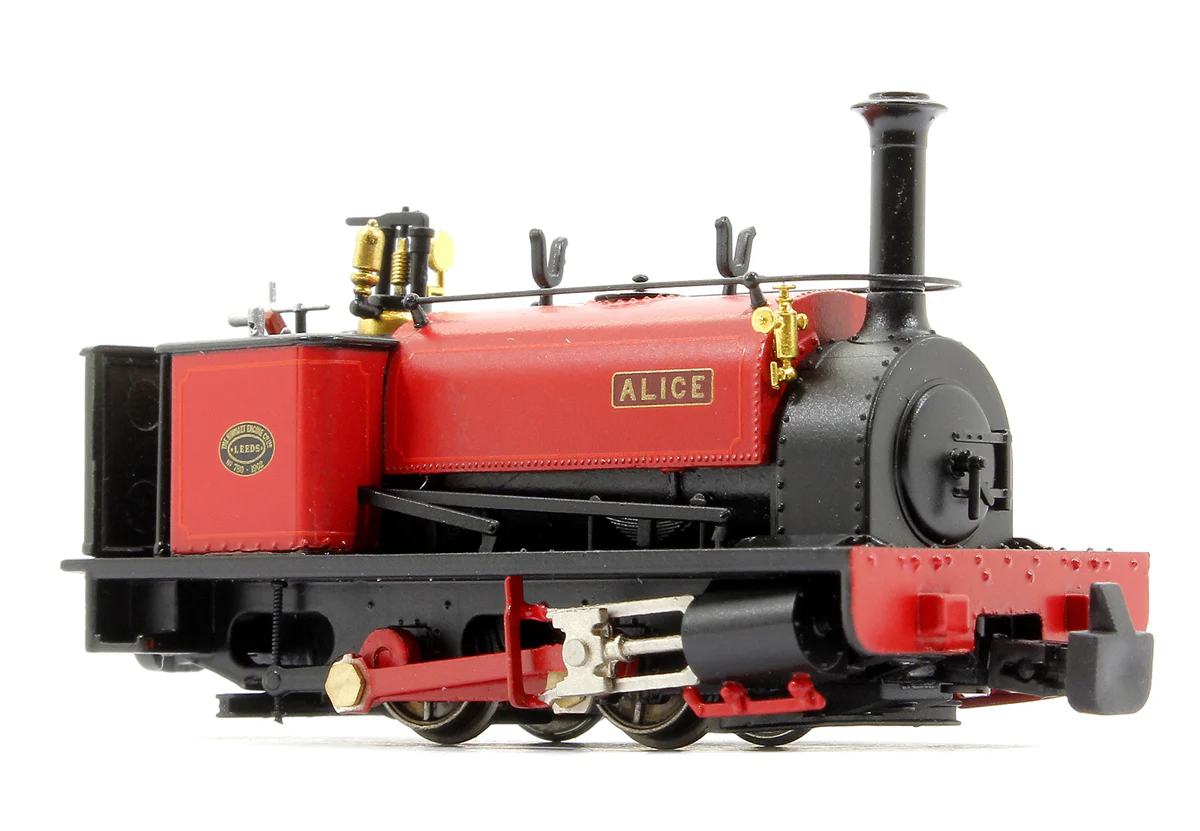 391-050 Quarry Hunslet 0-4-0 'Alice' in Dinorwic Quarry Red livery - Image 4