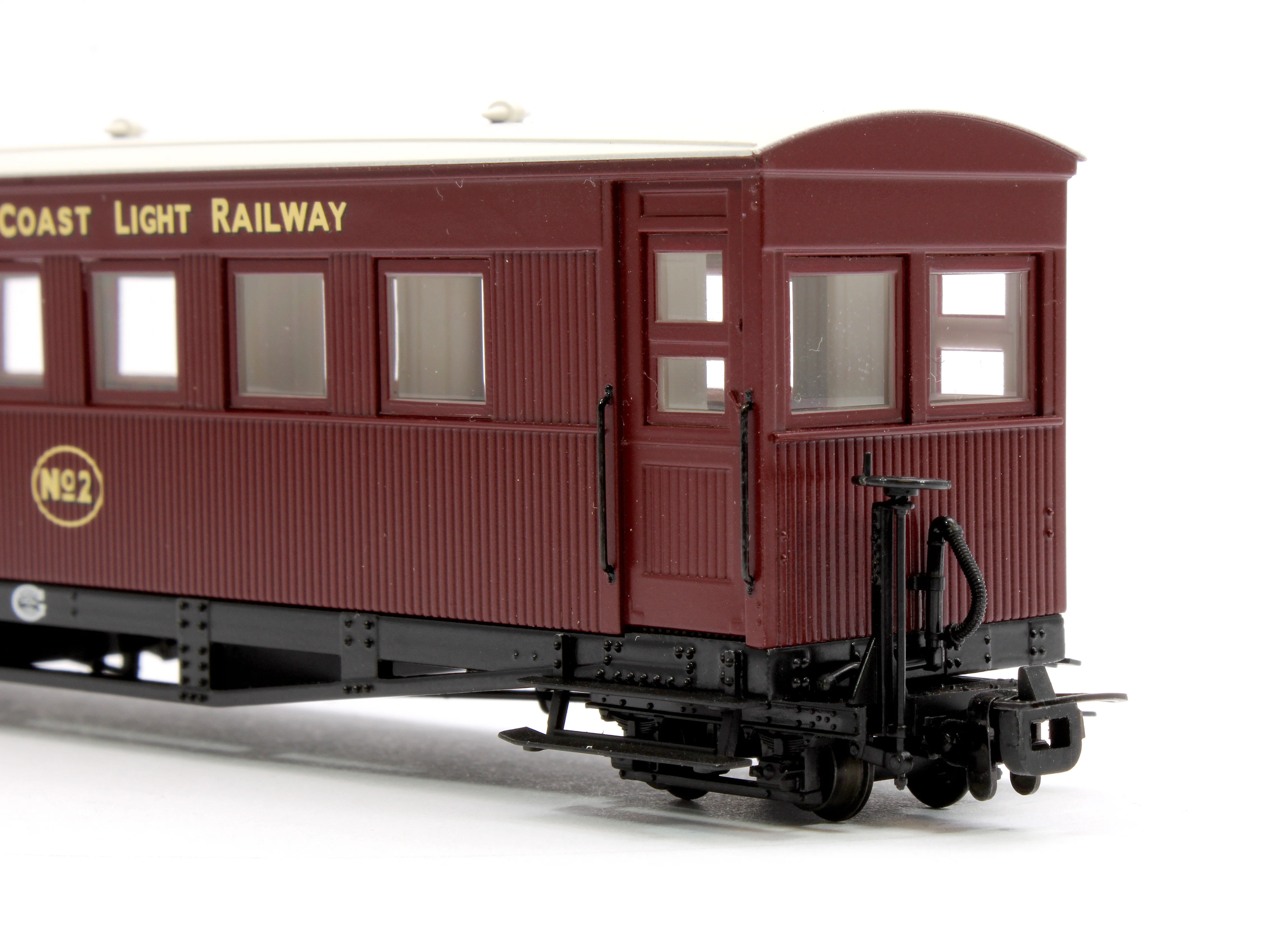 394-028 Gloucester Bogie Coach Lincolnshire Coast L.R. Maroon No. 2 - Image 4