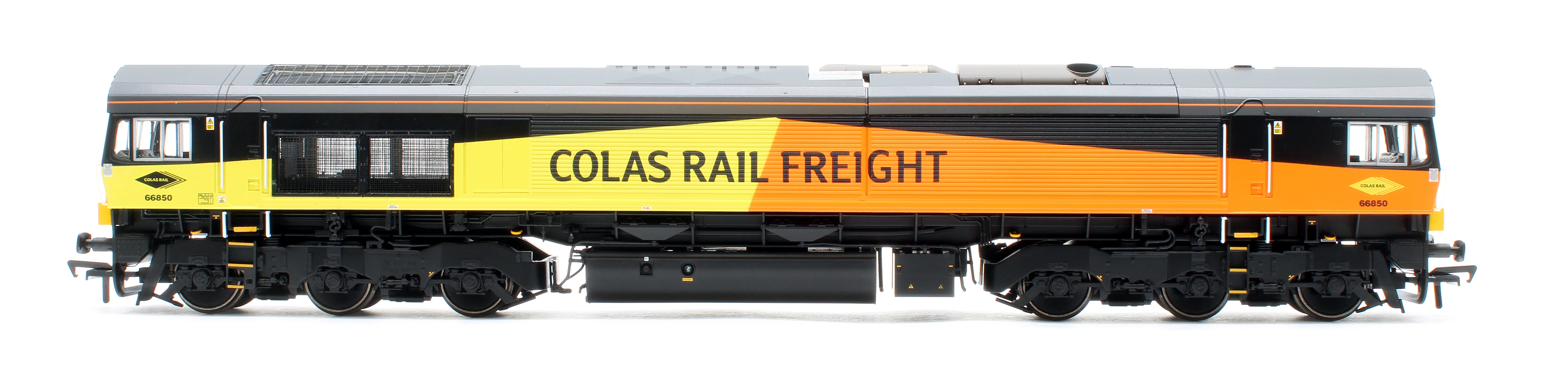 50-004A Class 66/8 66850 'David Maidment OBE' Colas Rail Freight Diesel Locomotive - Image 6